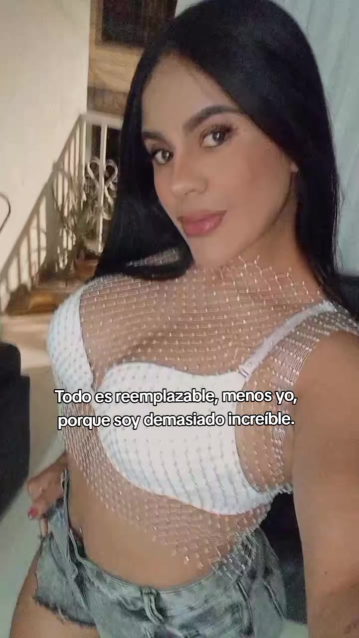 @&bull;Martina Martin&bull; te sigue