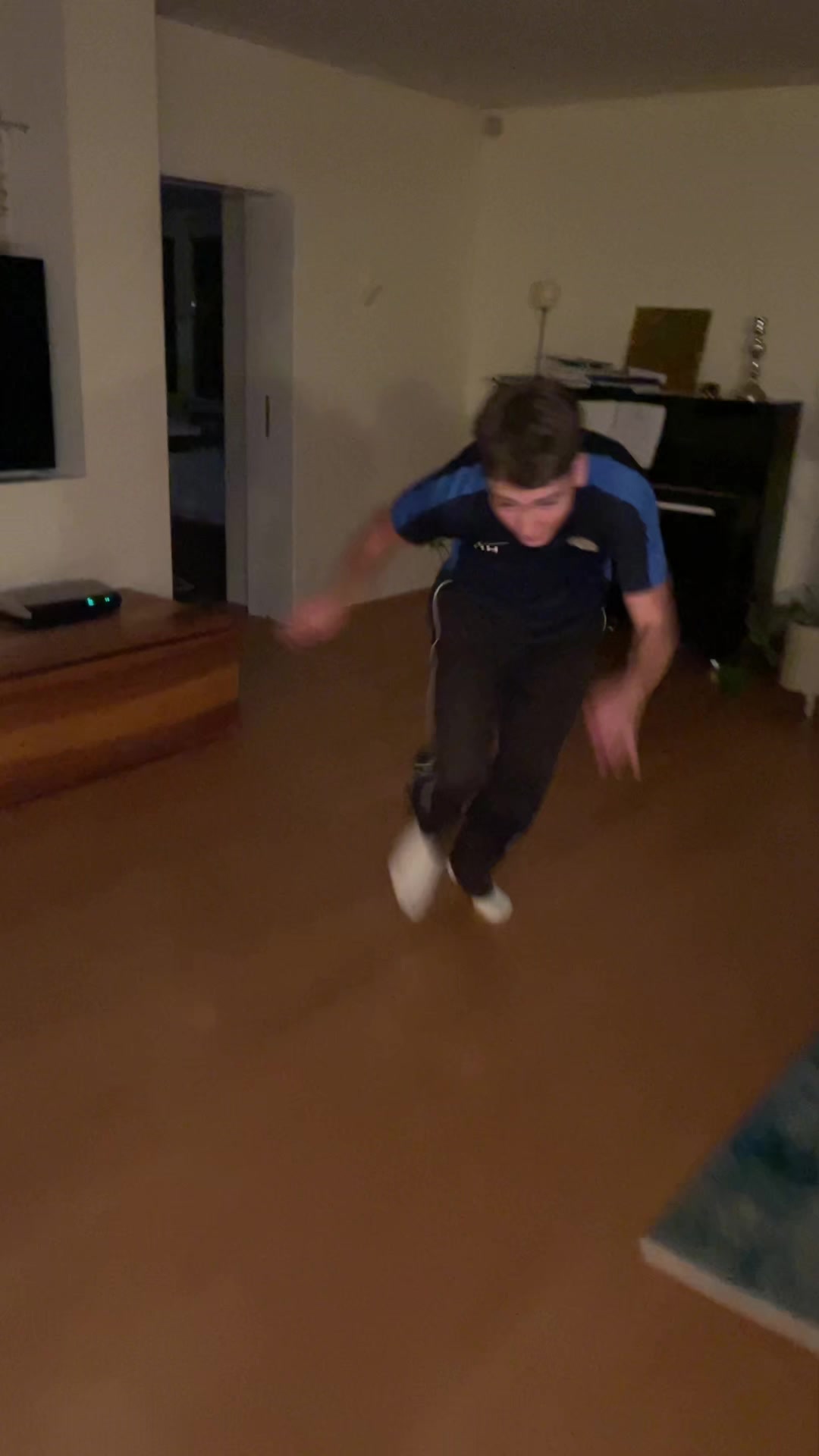 @diehoppies