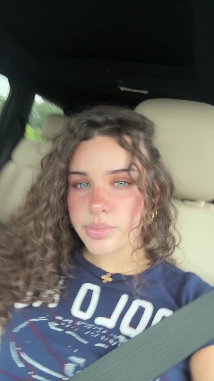 @⃟