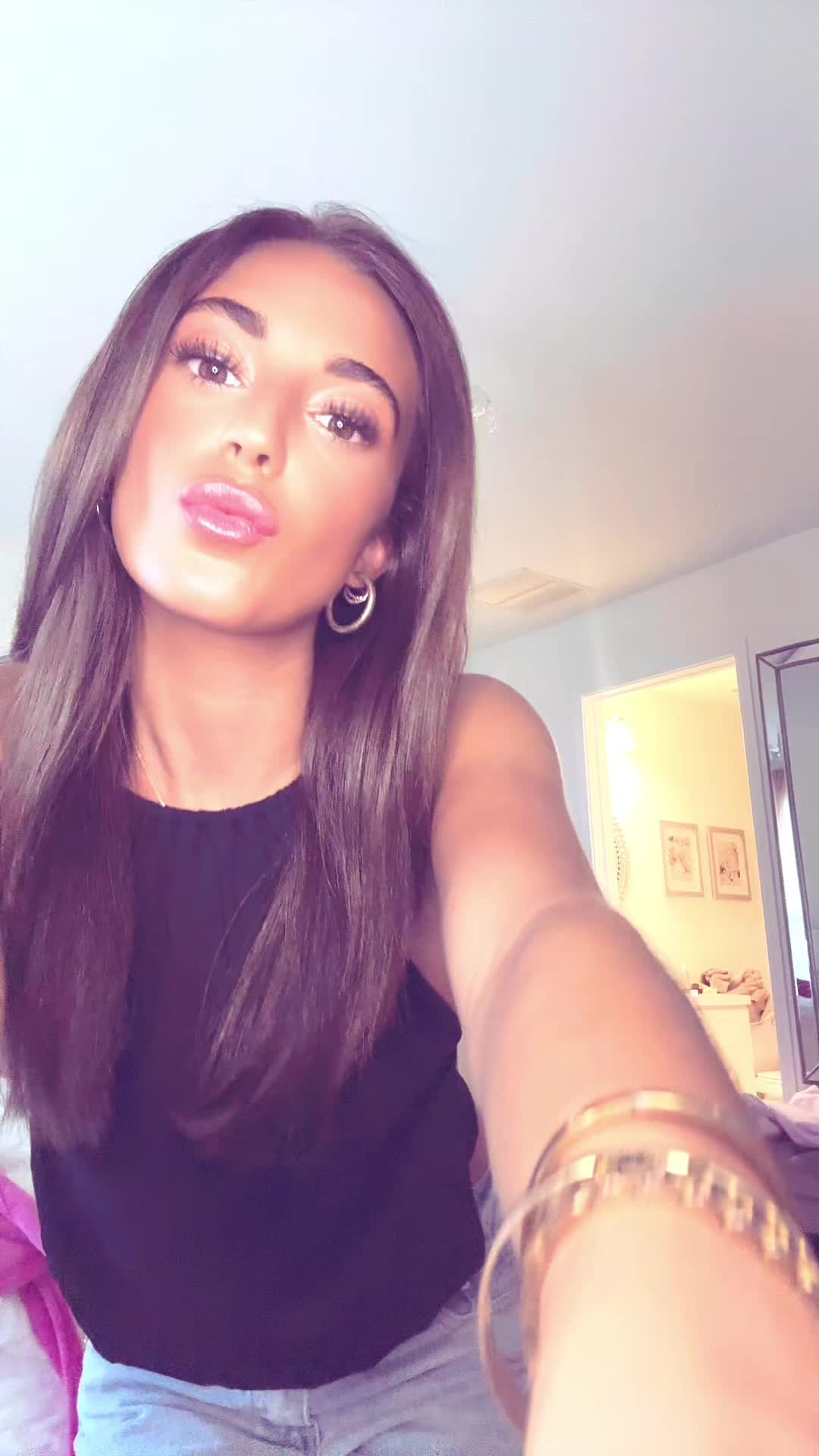 @taliacritelli