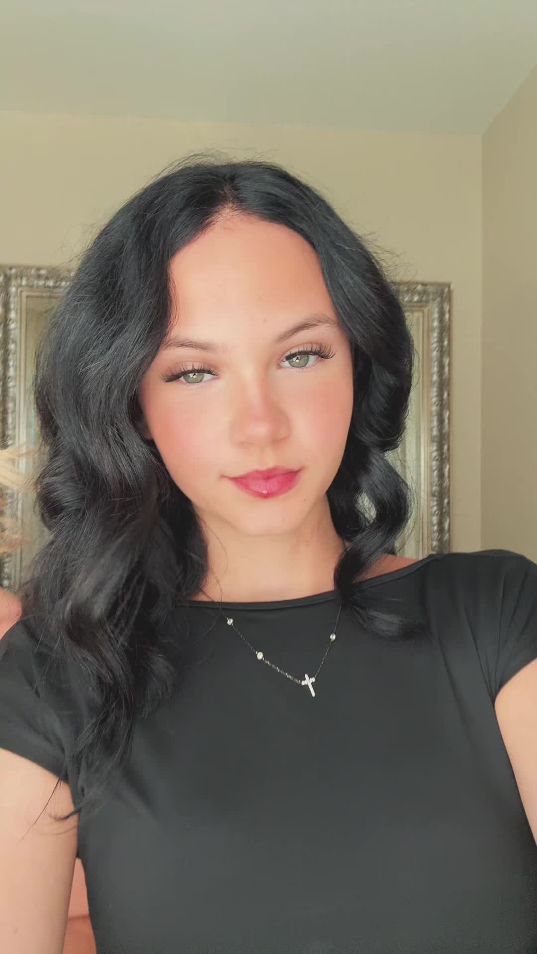 @bella