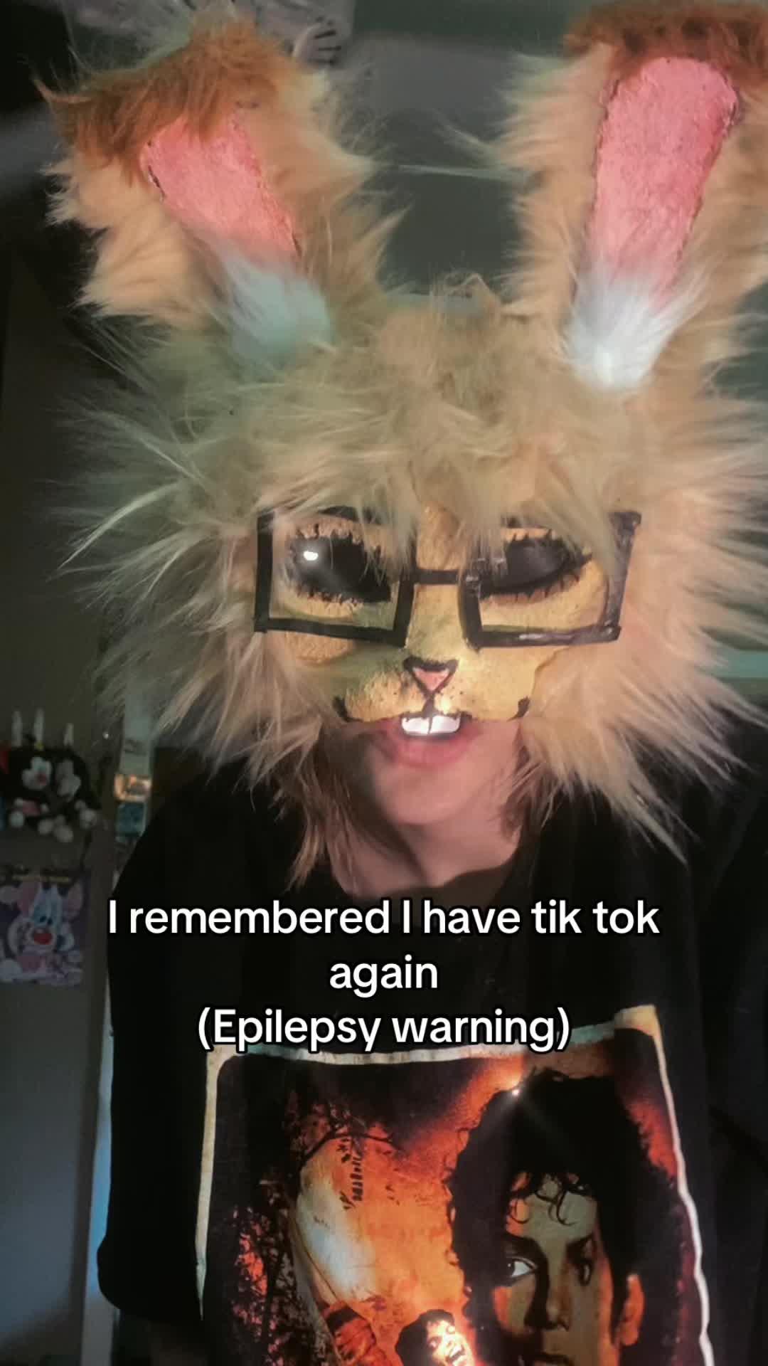 @{ 🪡 ᖇOᑕKY🐇🌟}