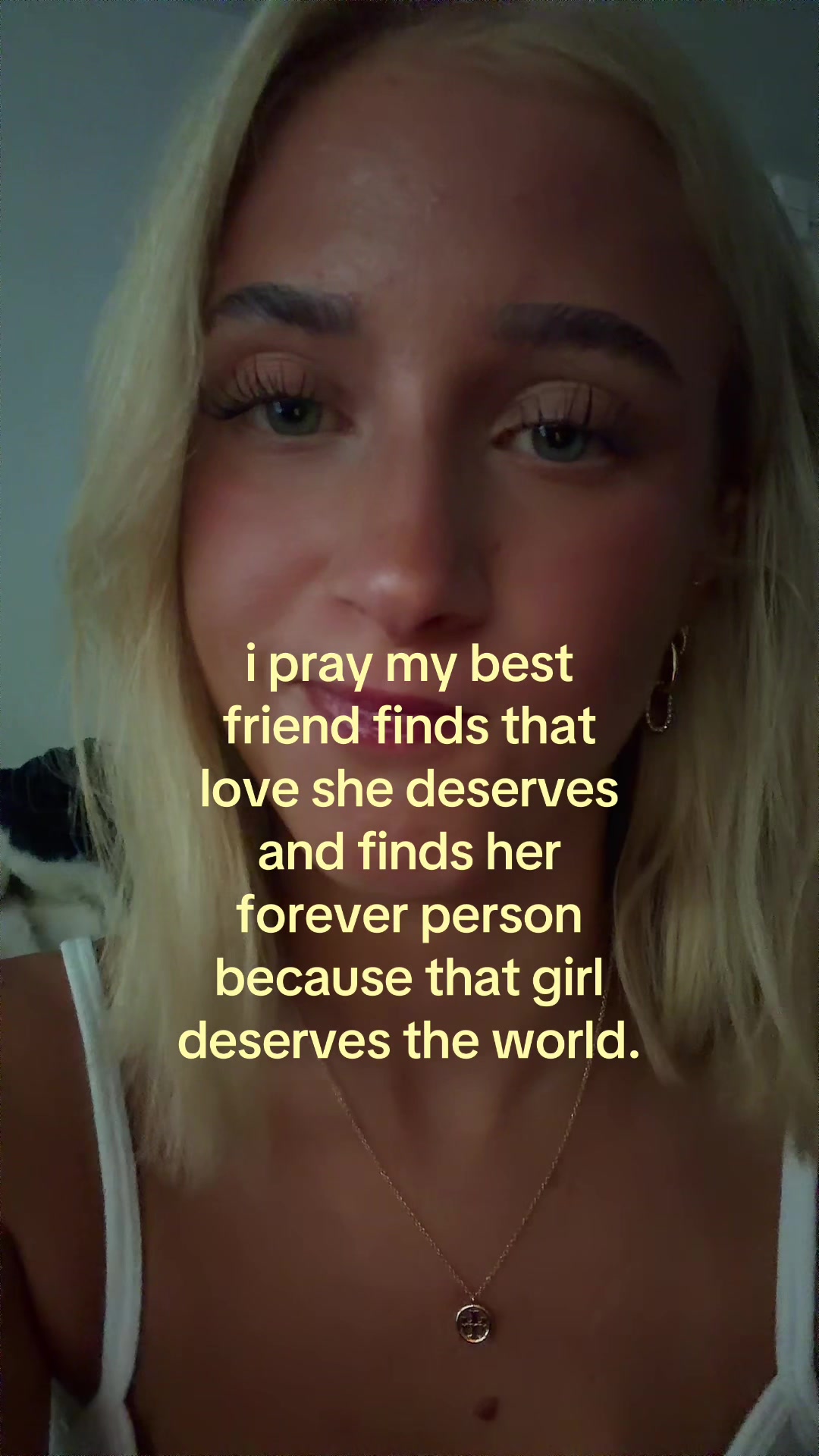 @theelliebarker