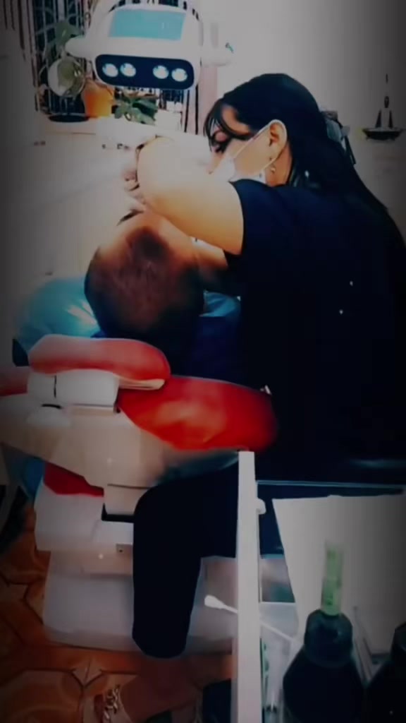 @Dentist_Günel