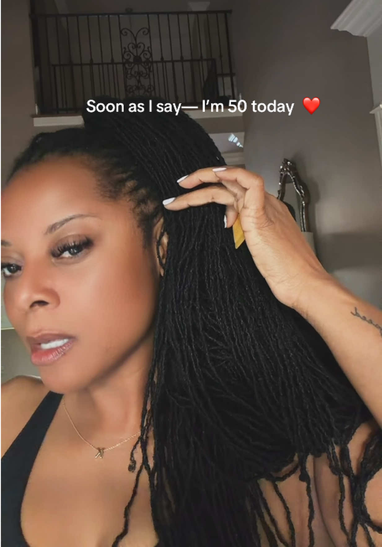 @The LocQueen | Hair + Selfcare