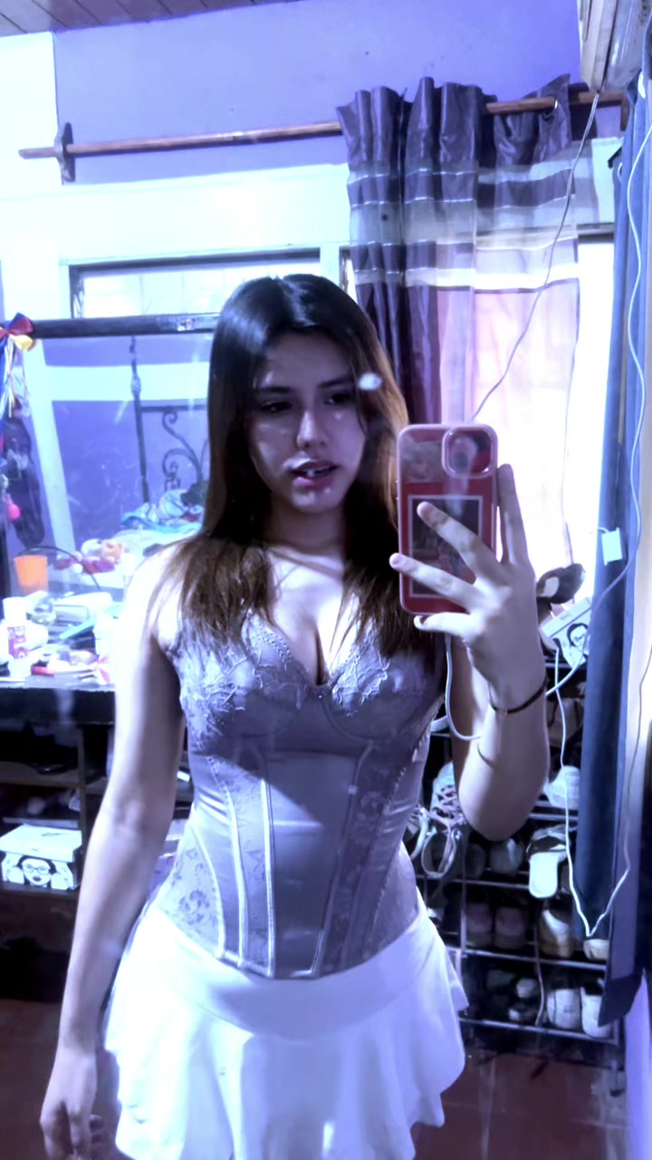 @Lore🪼
