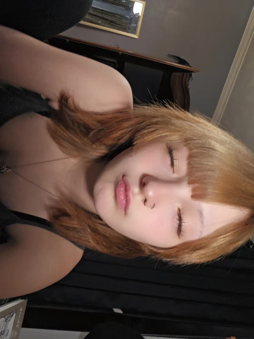 @❣