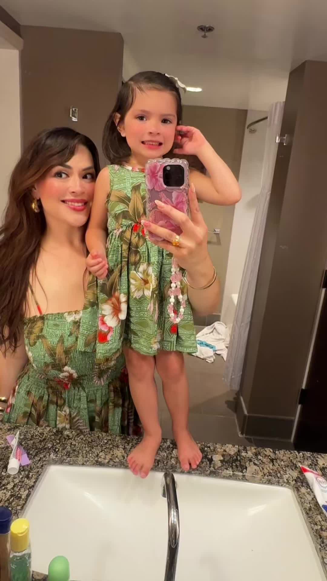 @Iliana