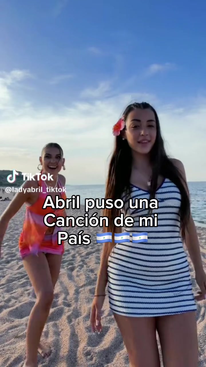 @Edit de abril y Valeria 💜