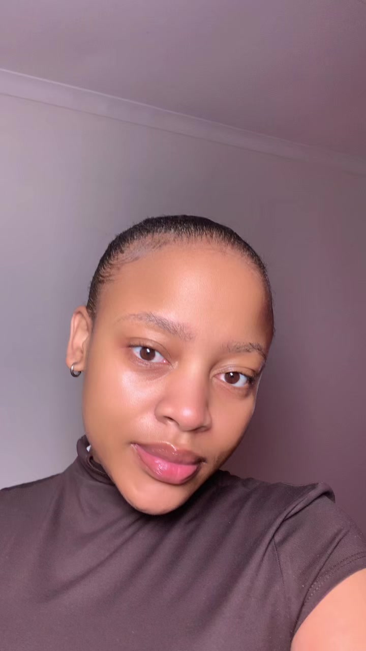 @vuyisanani__