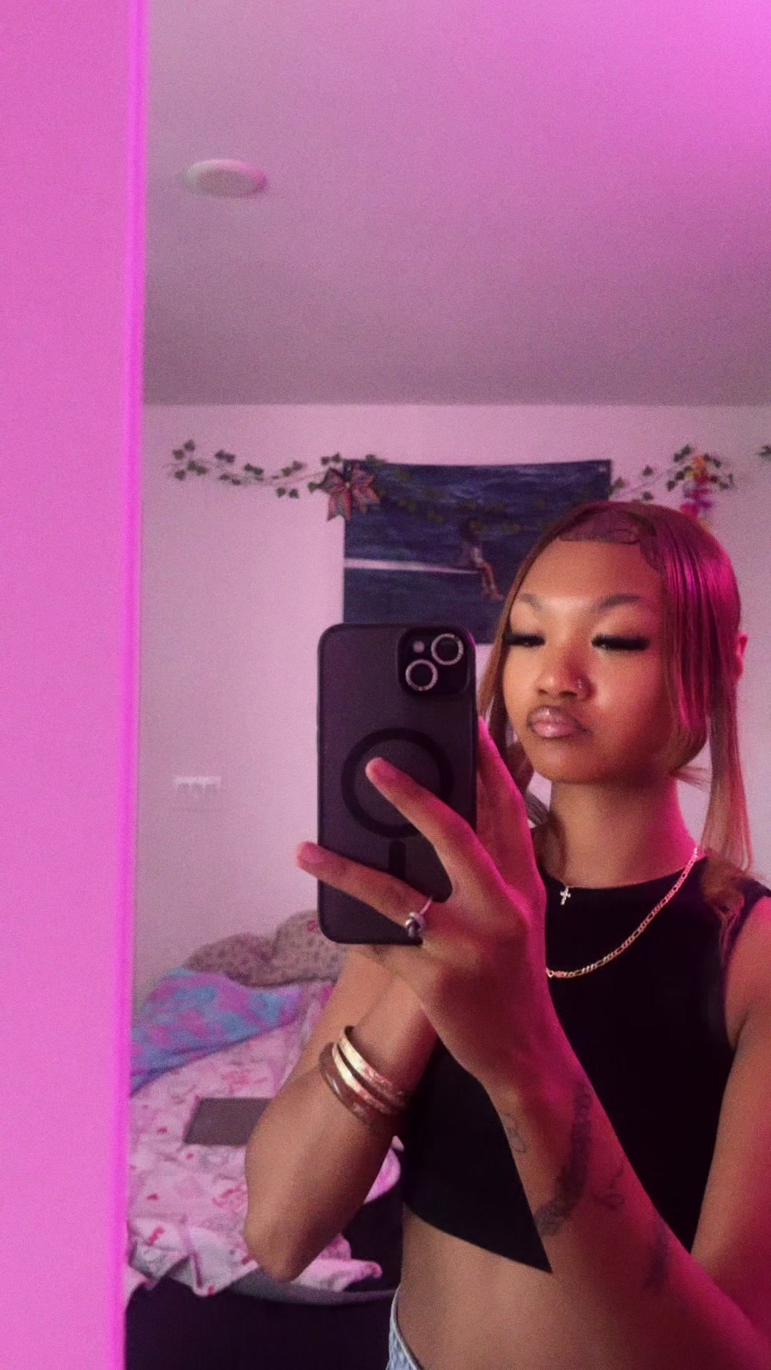 @𝒶𝓎𝓈𝒾𝒶
