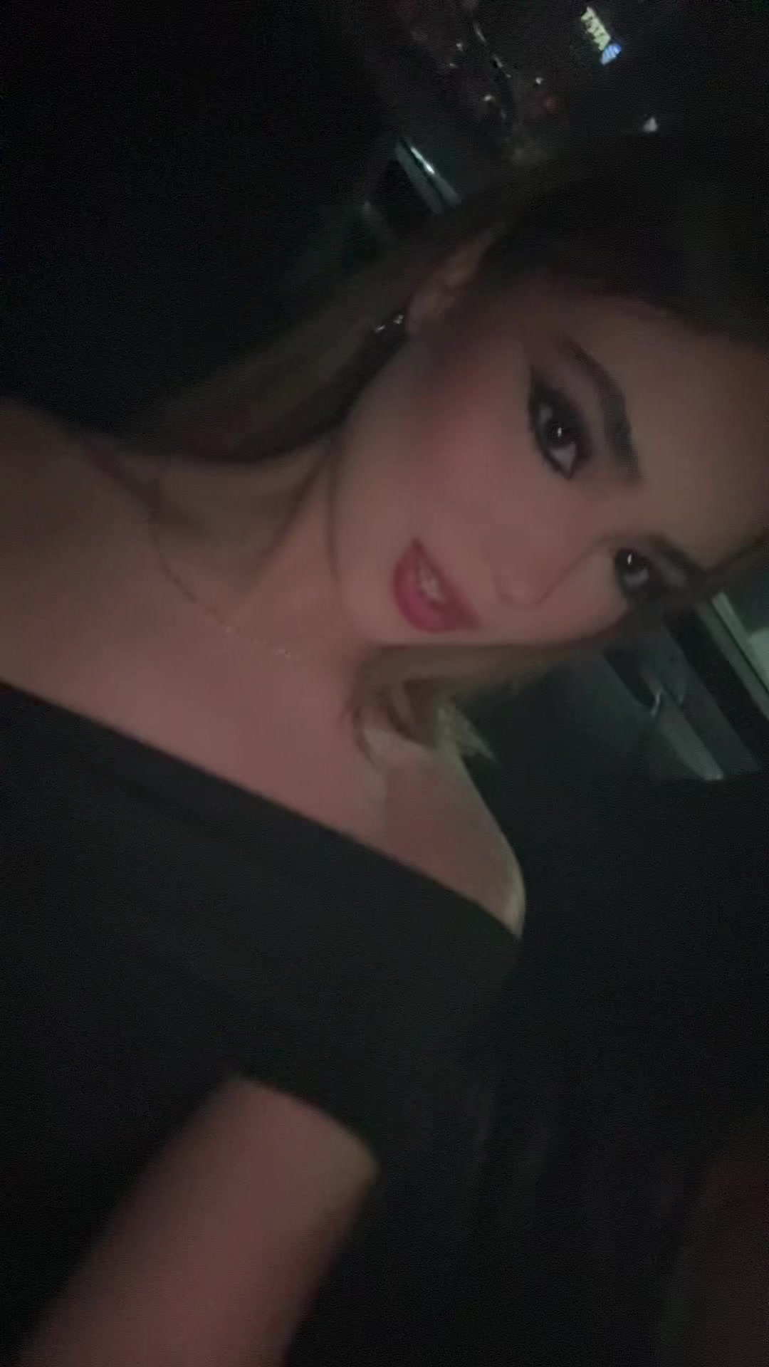 @vivialisss