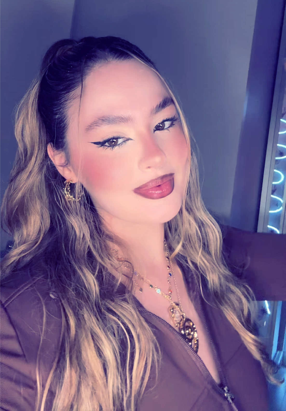 @aninhap.v