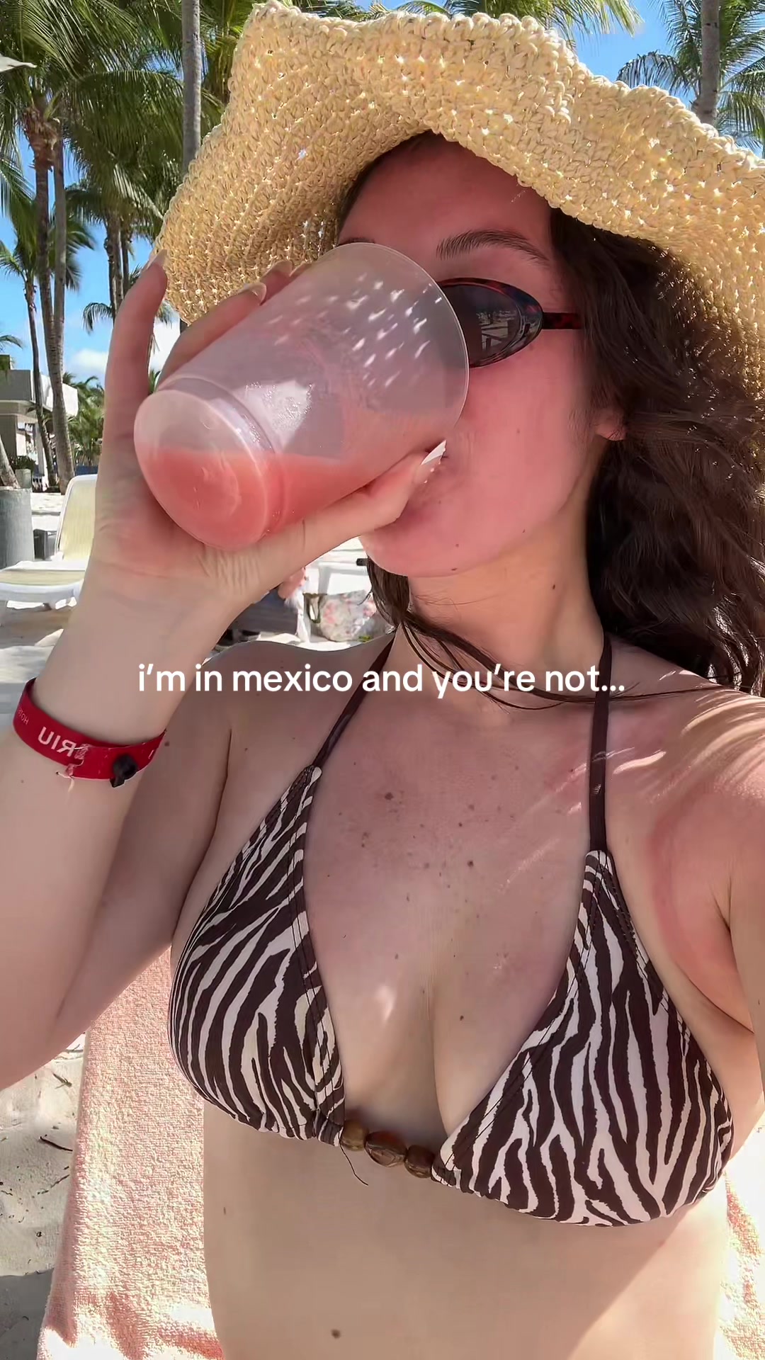 @molls