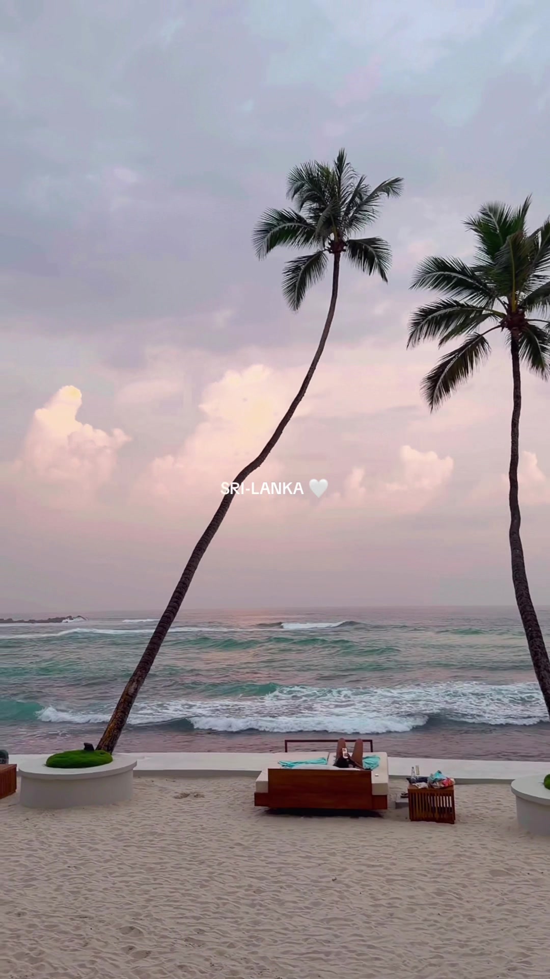 @Rowenakumaratunga