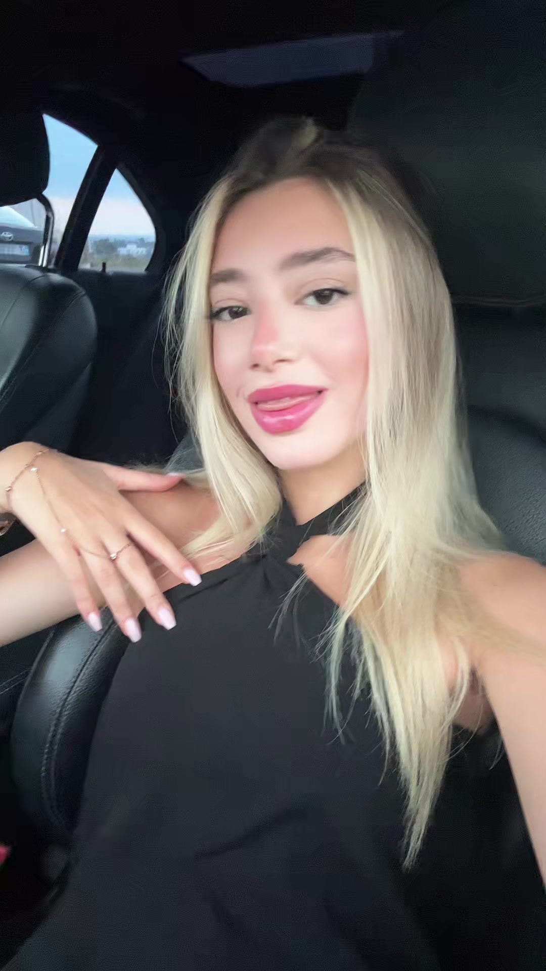 @mia
