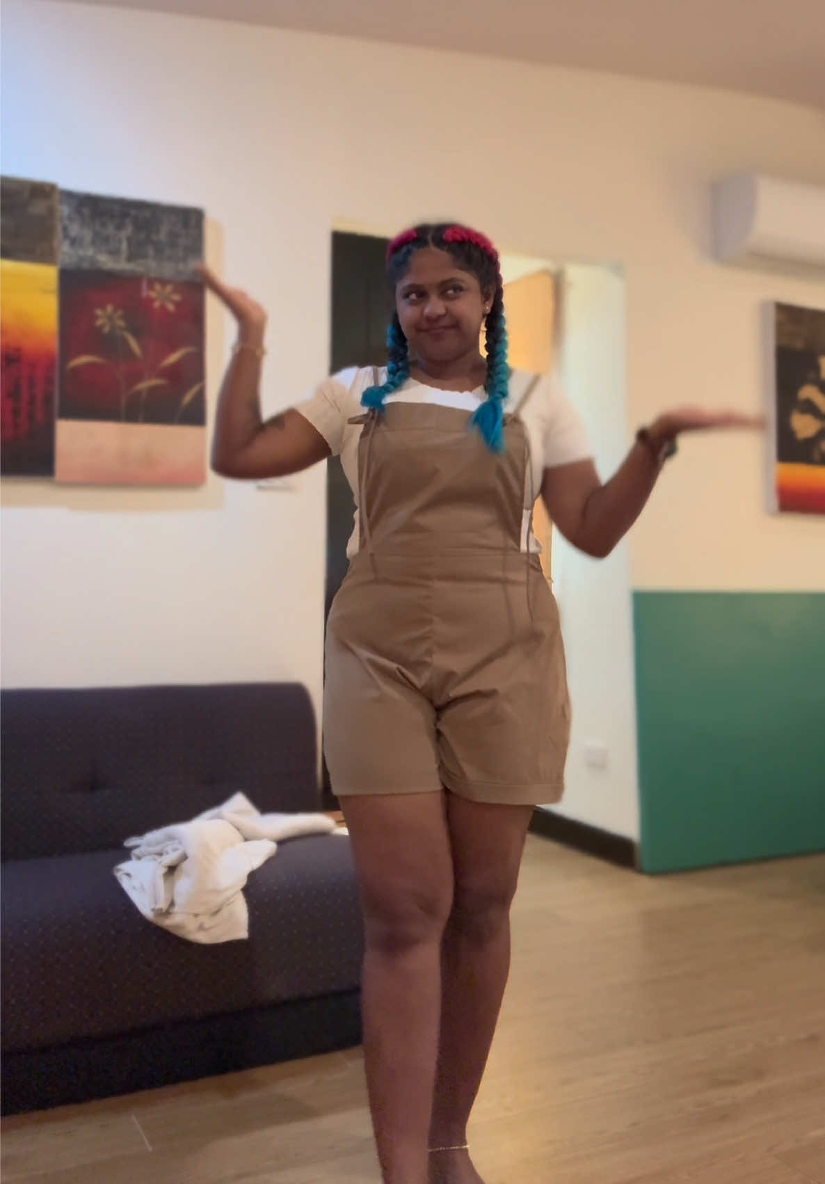 @darishini_
