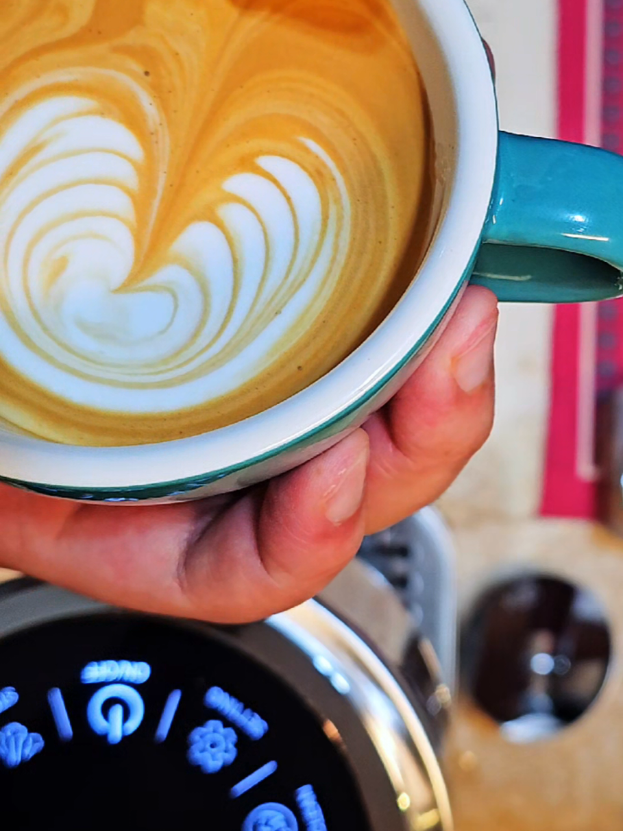 @طارق الفهد ☕️