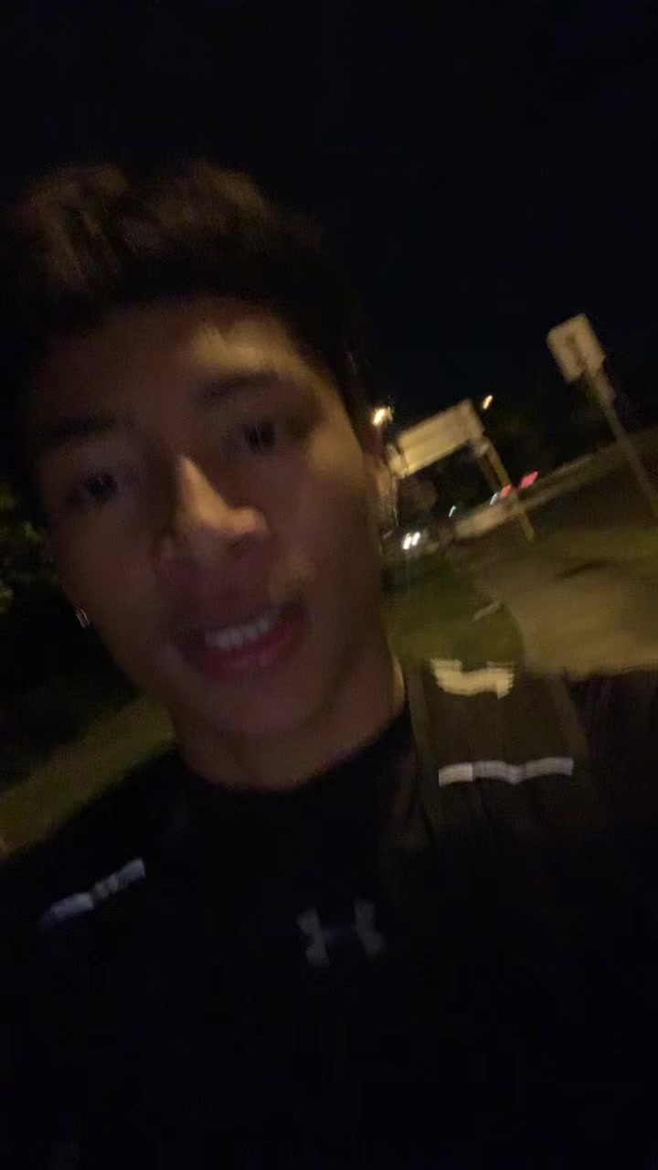 @zebastian.hl