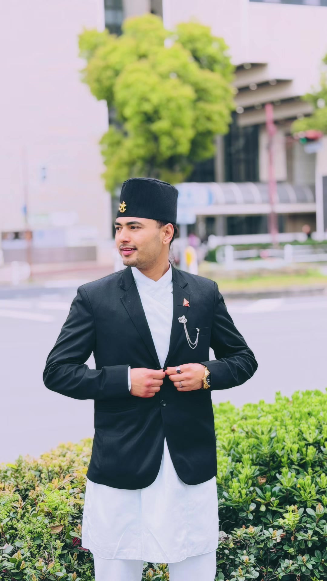 @MR.DHAMI👑