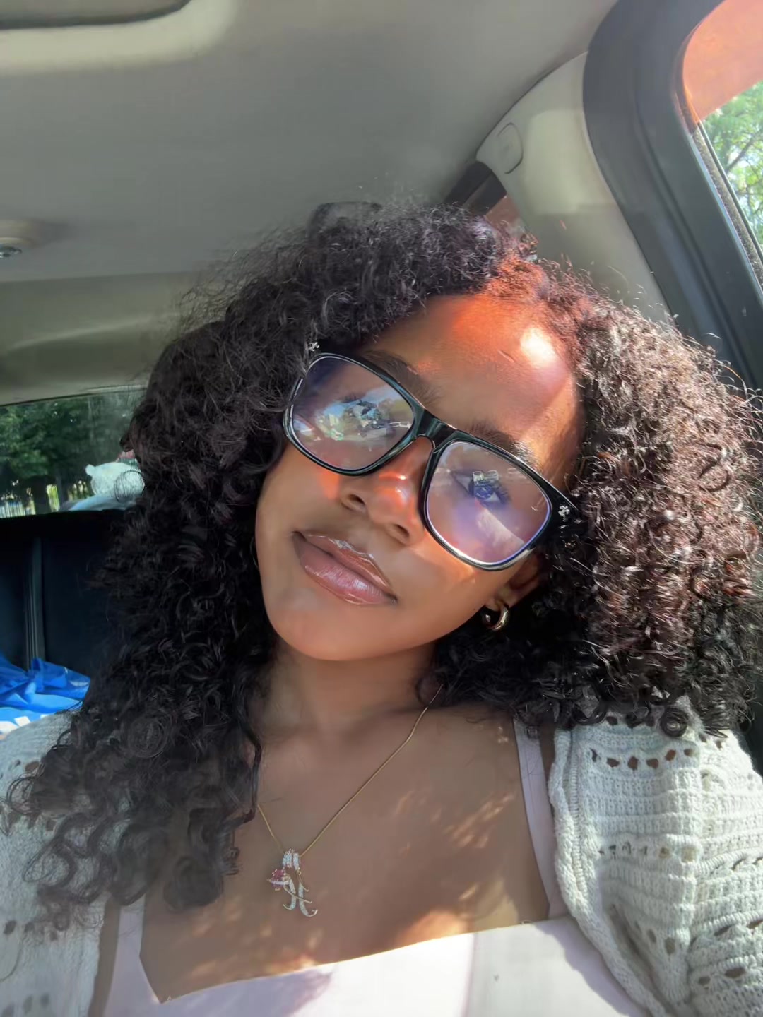@Curlsbyhana