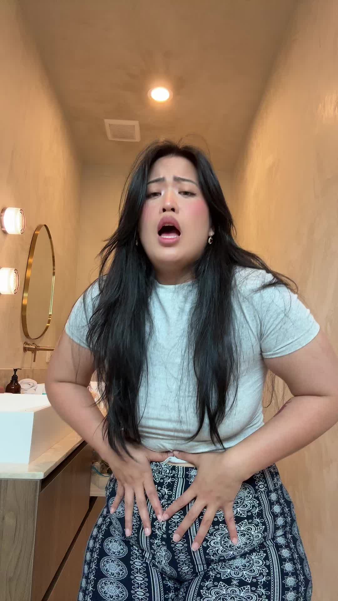 @Bella