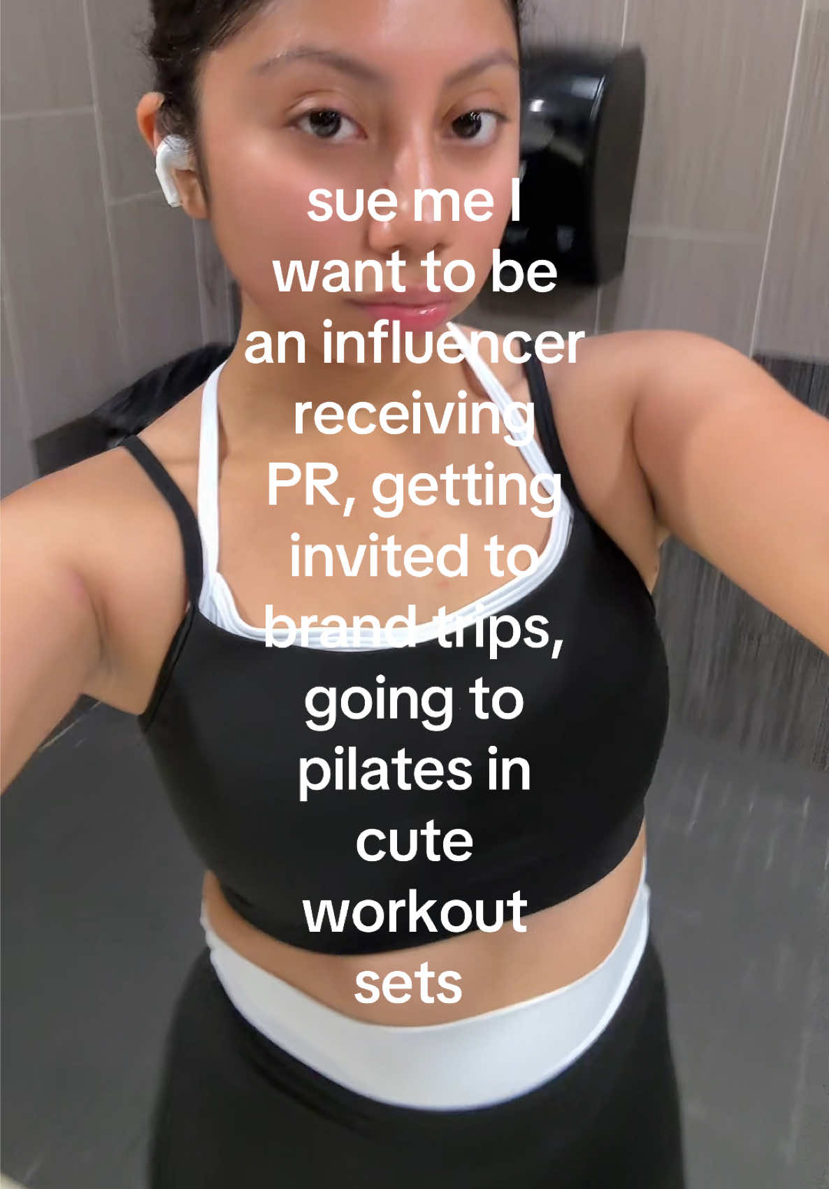 @yessica.denism