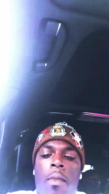 @♛🦁⃤2much2handle💴 💵 B.M.F.U