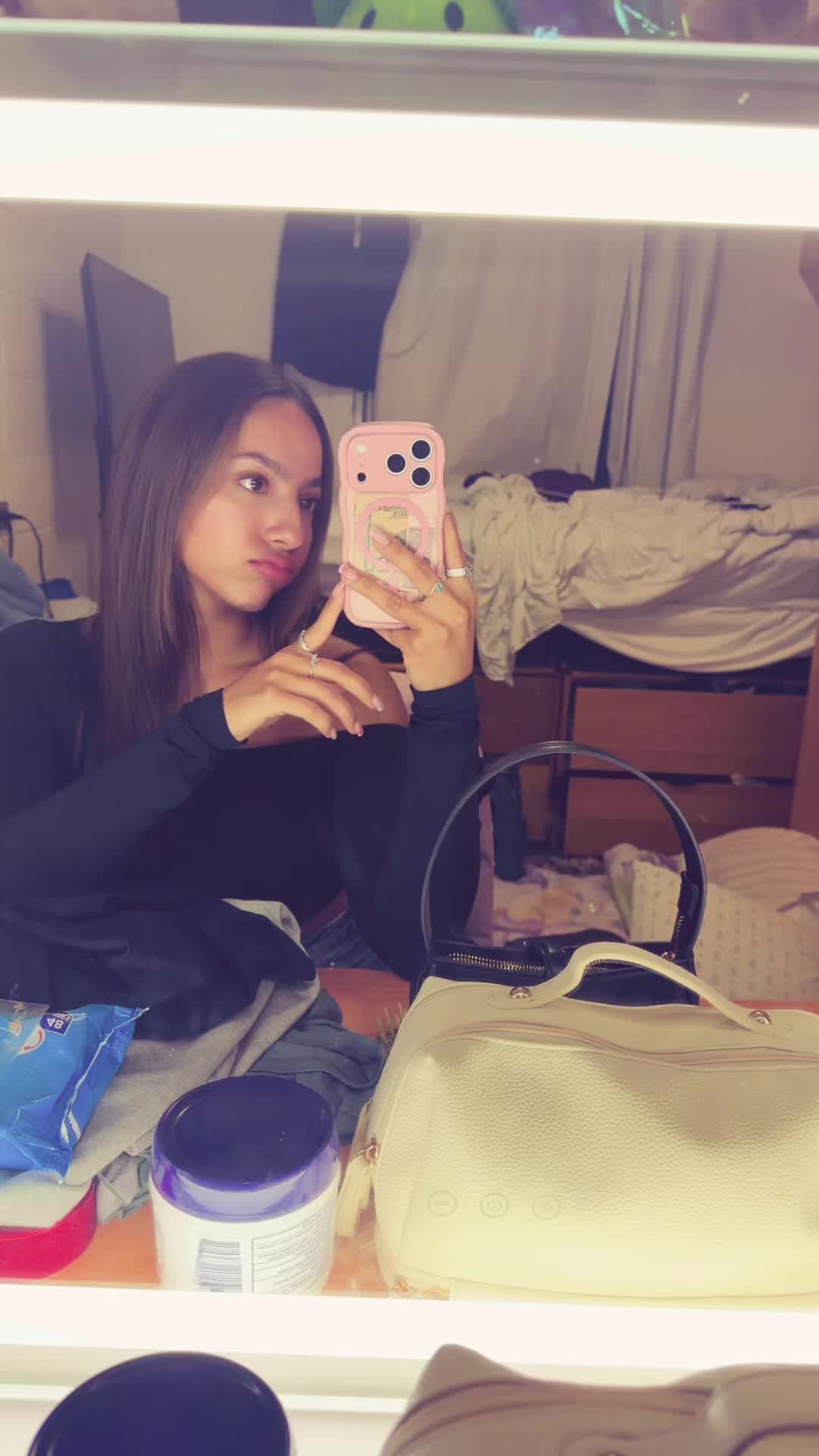 @Ally🧸