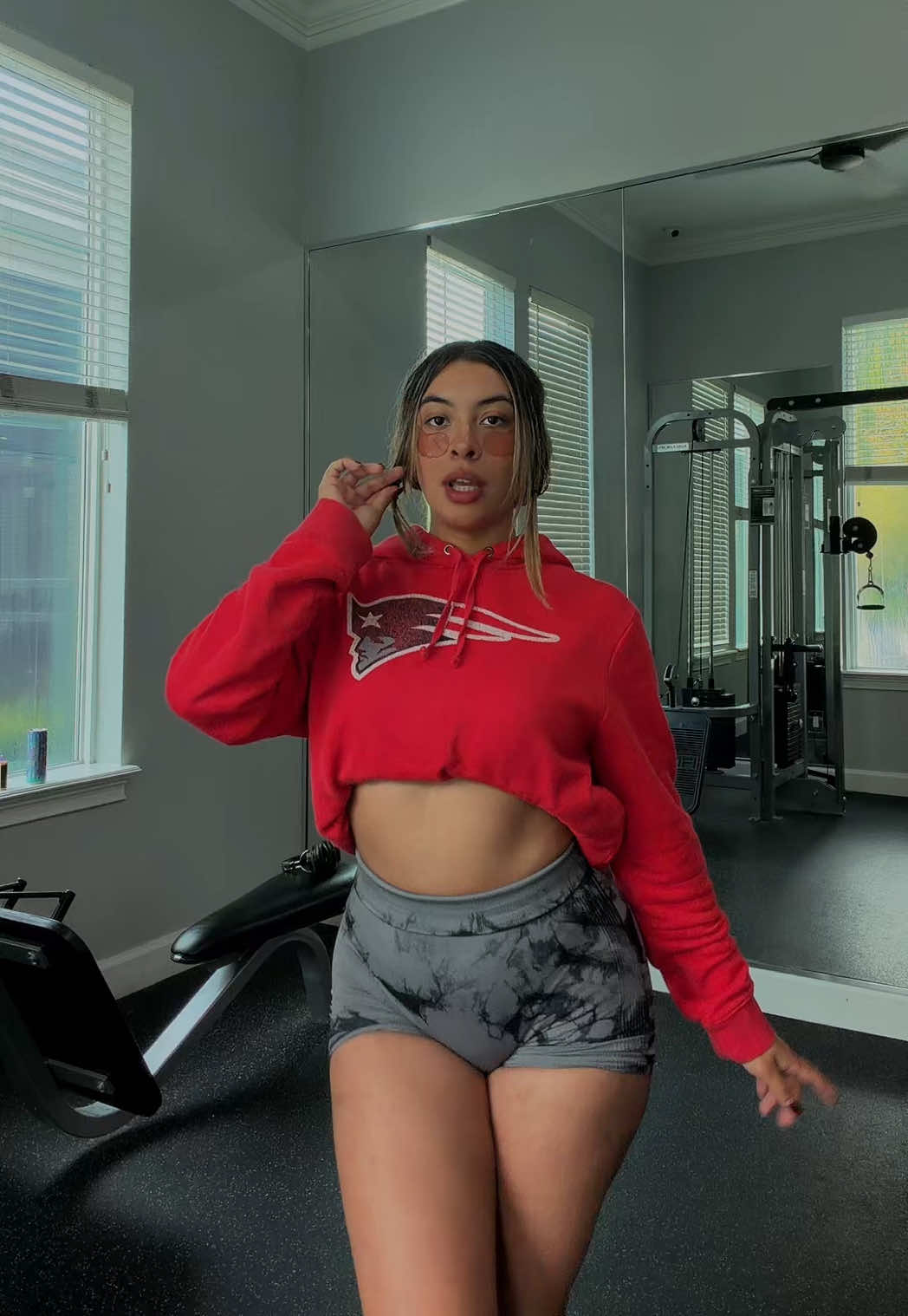 @Emily | Gym • Cars • Life