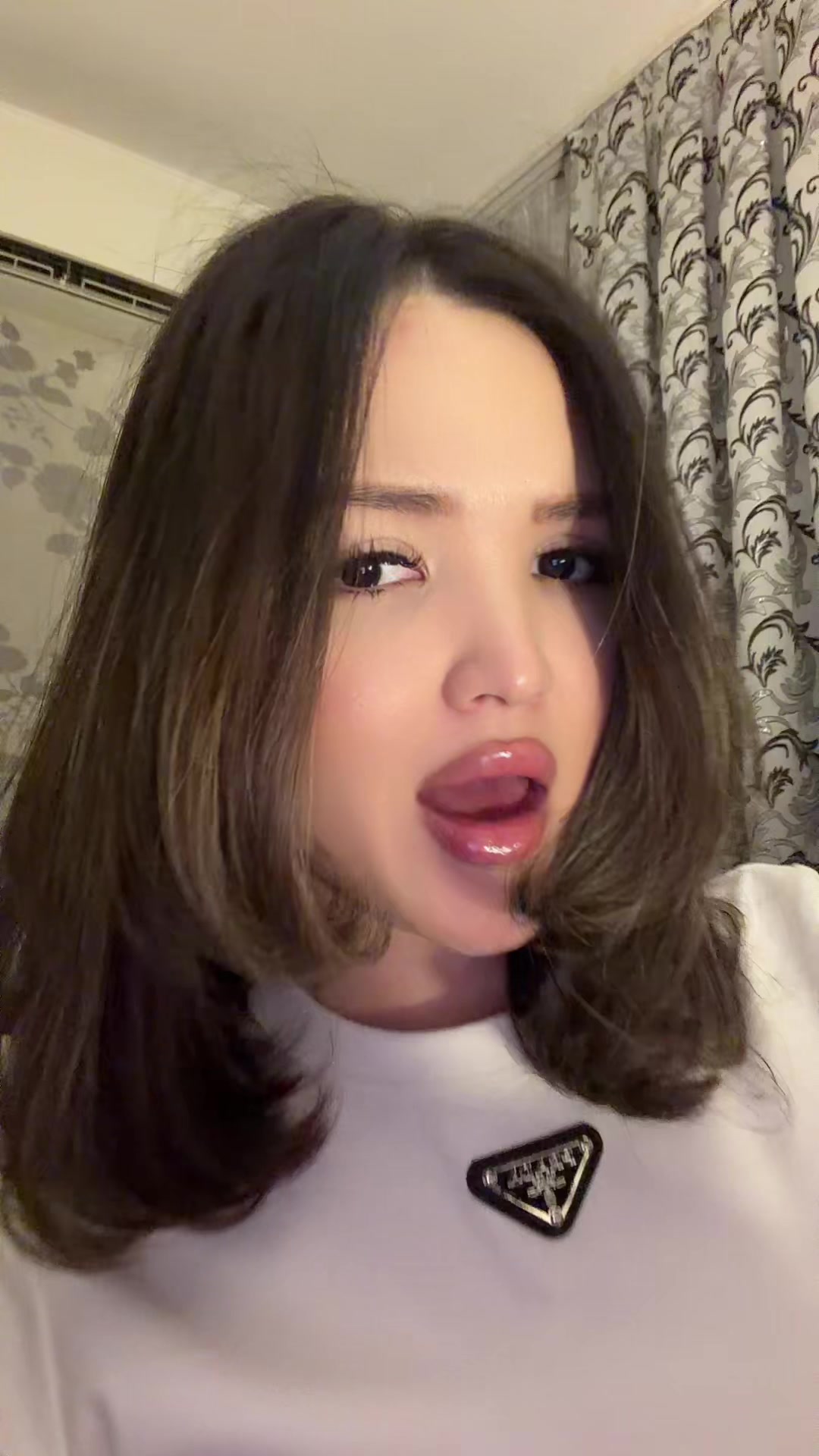 @Karina