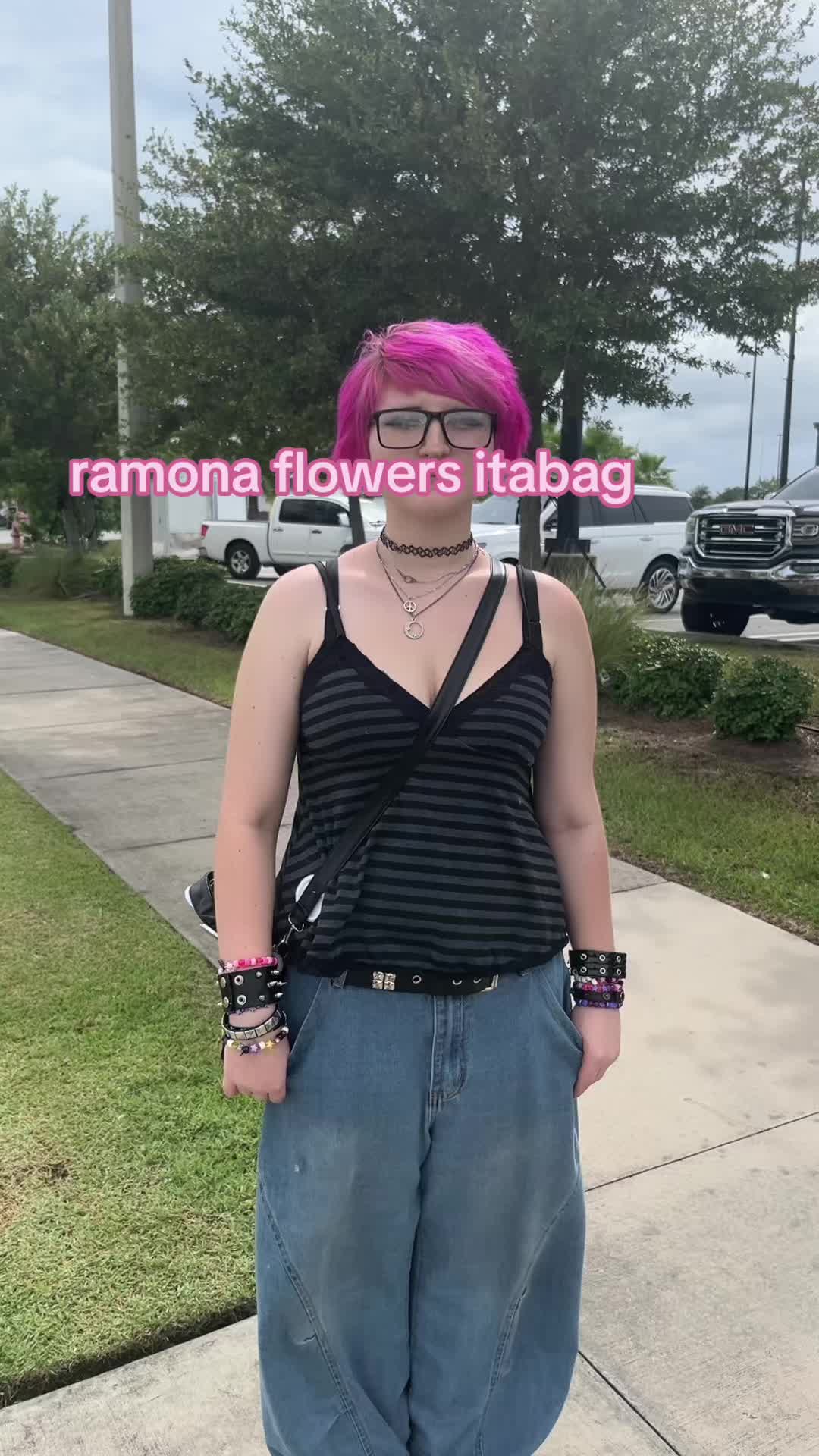 @natalie⭐️🛼 - #1 ramona fan