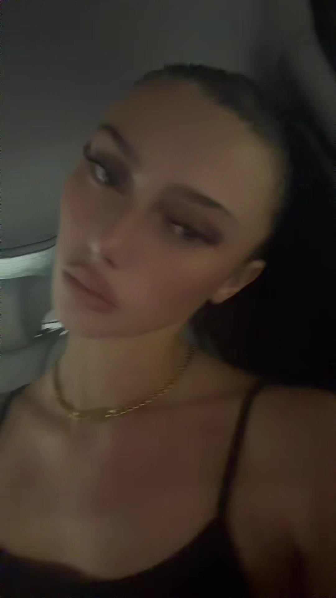 @whosavalolwhat