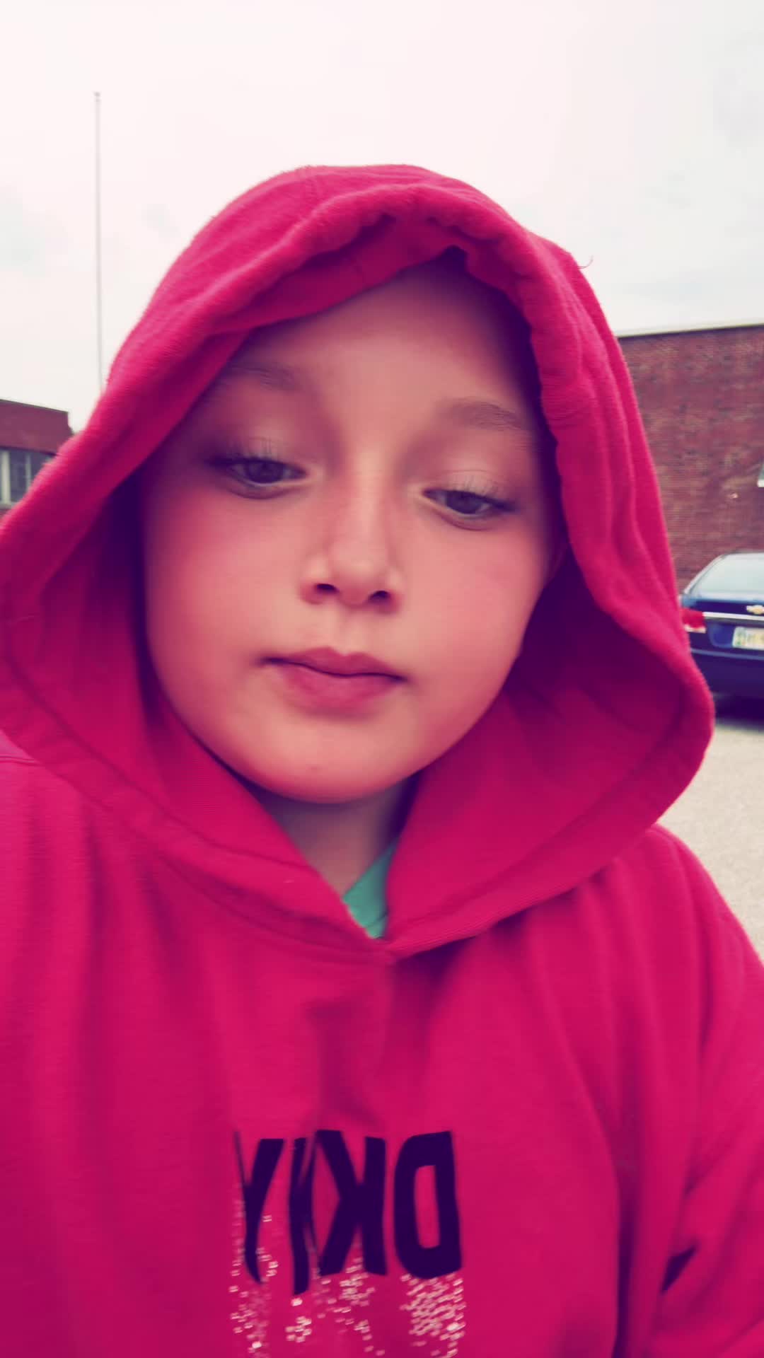 @…