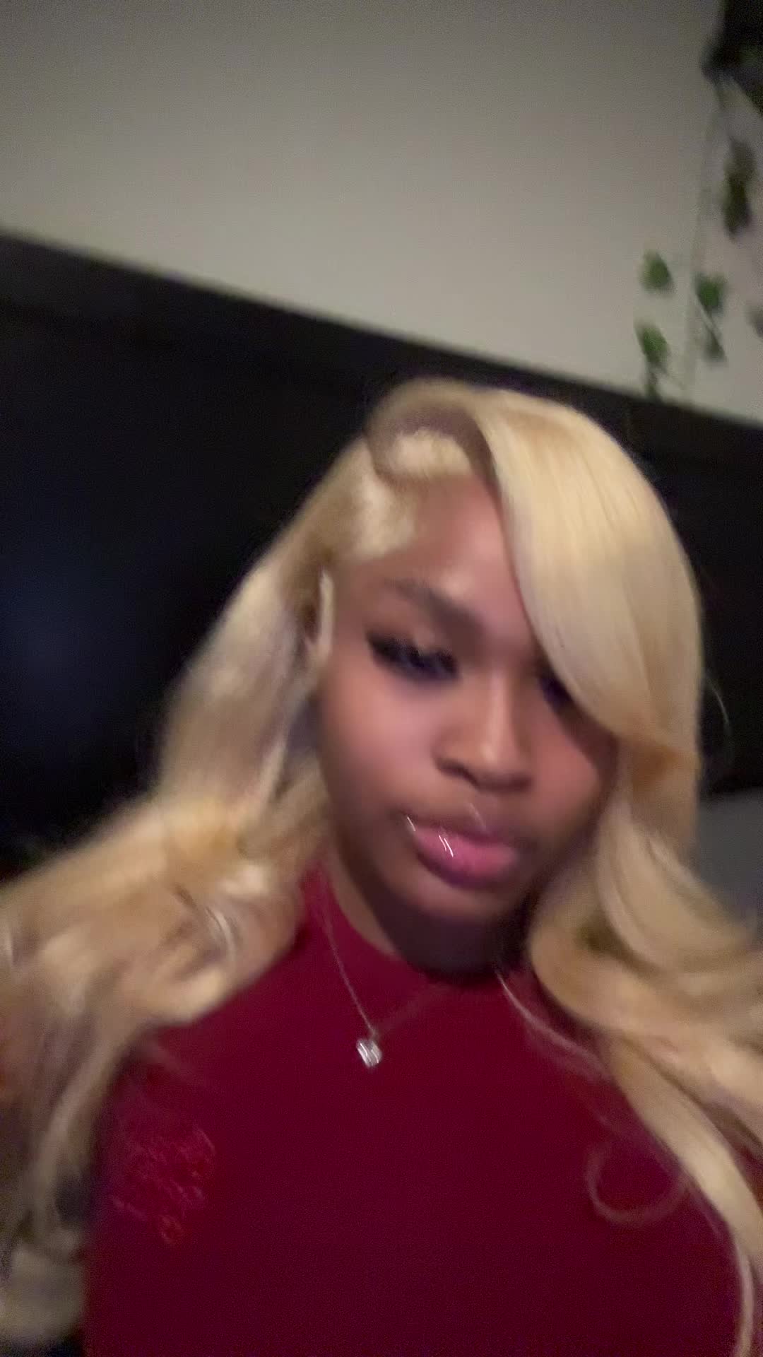 @zellie