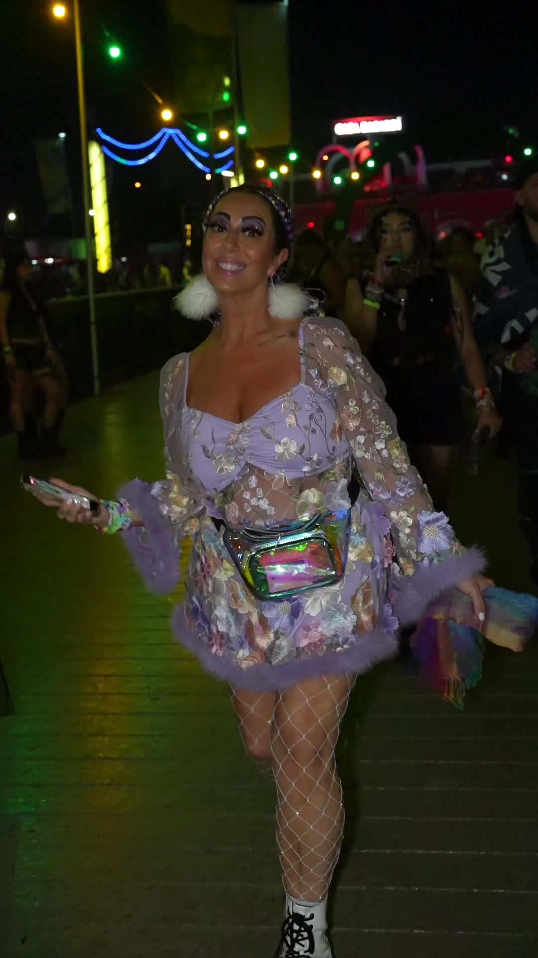 @Girlsatraves