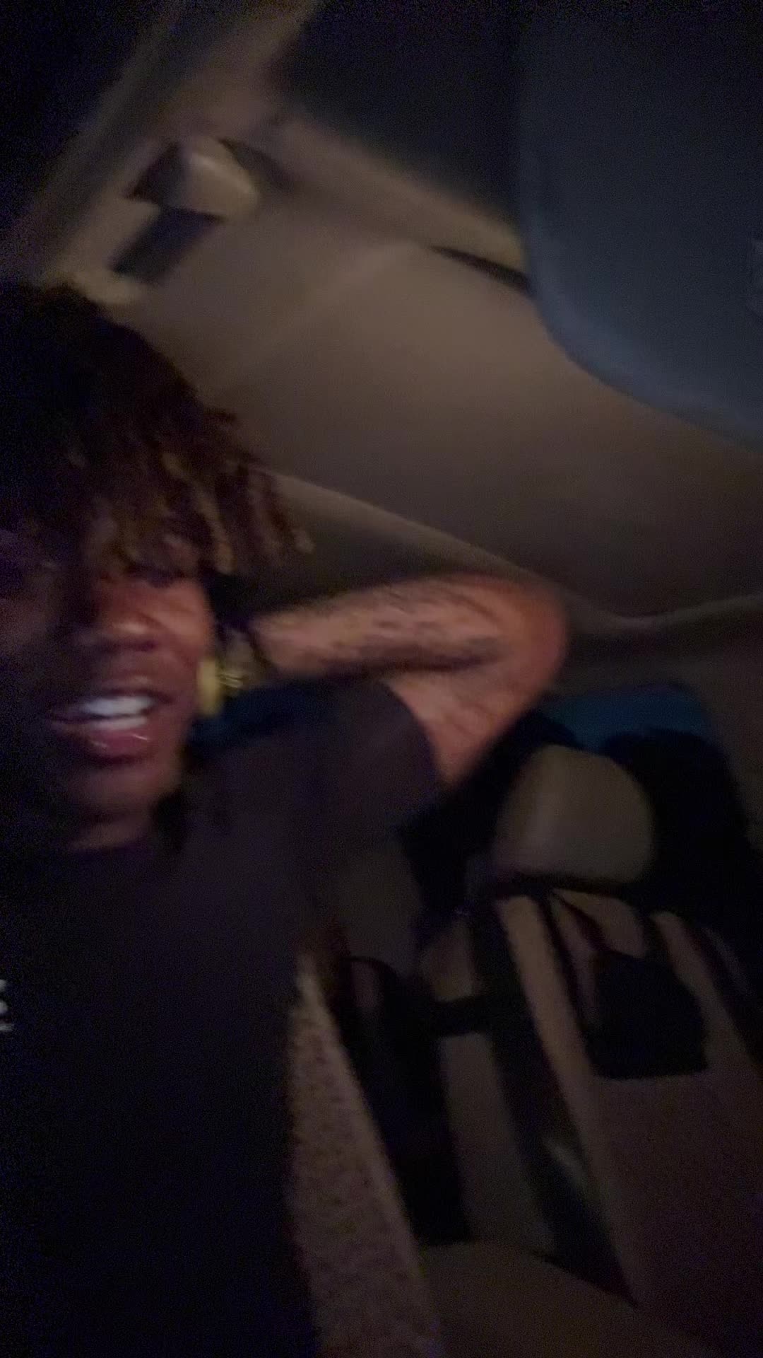 @🤫