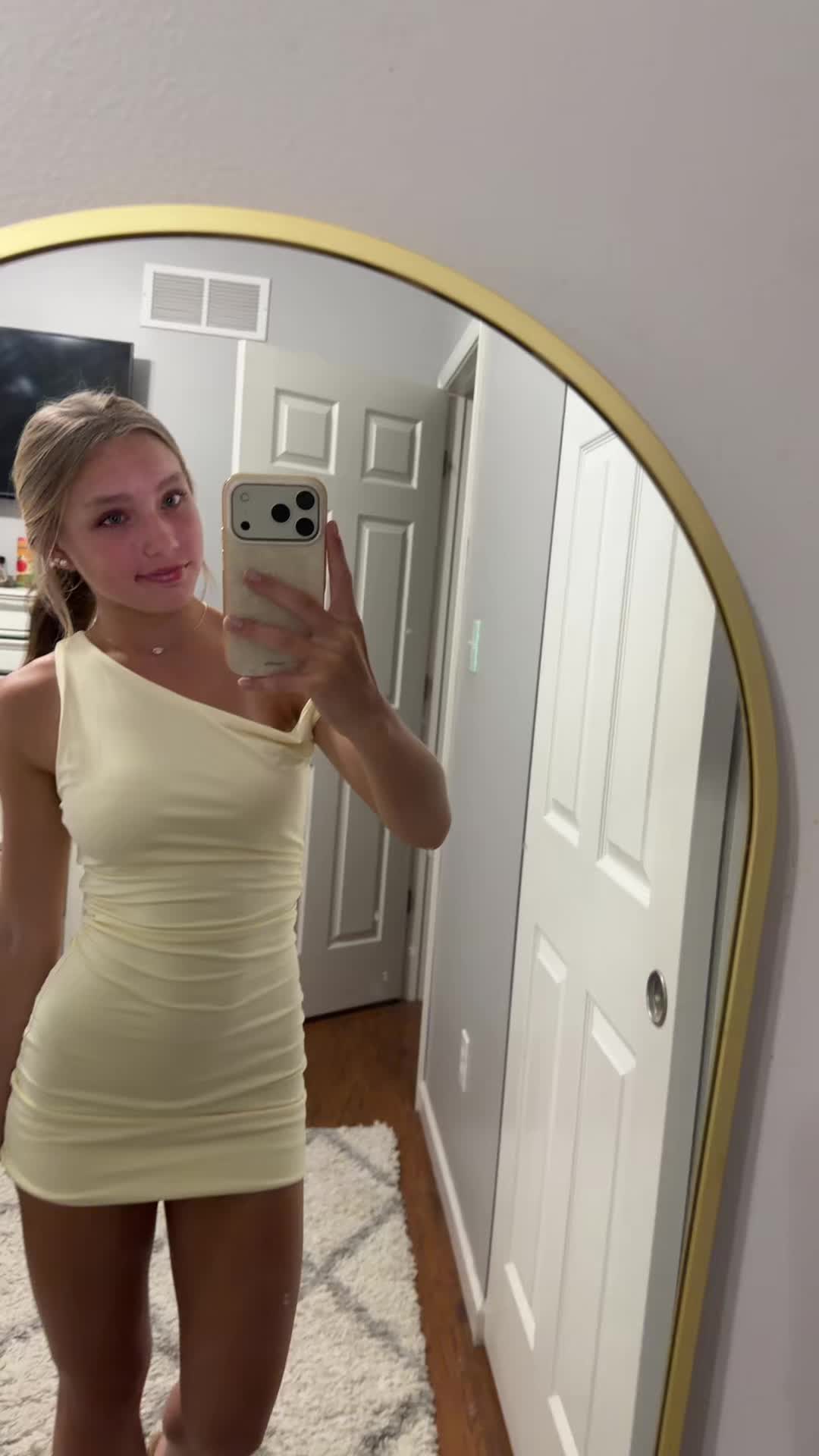 @applecrispbloom