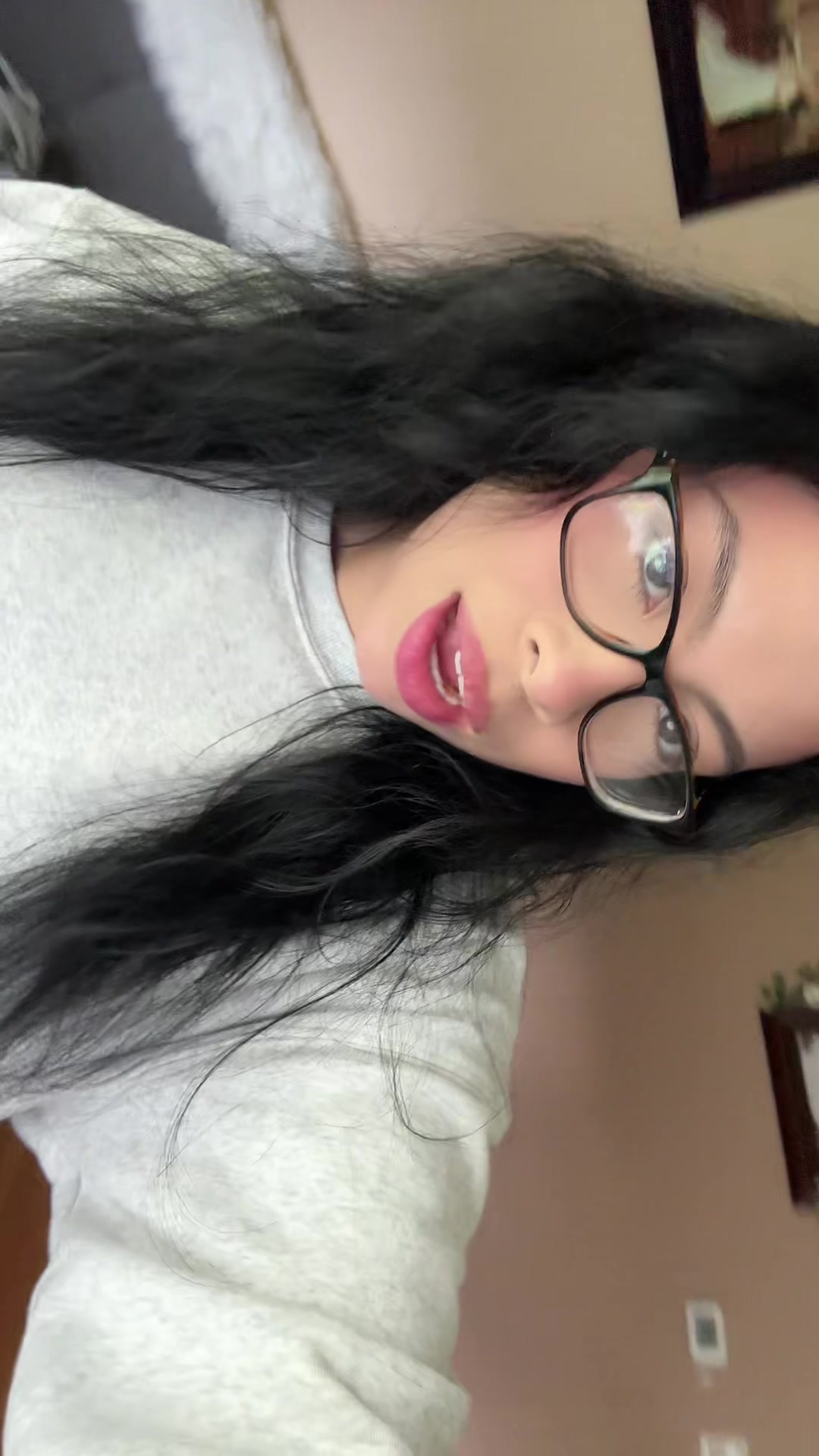 @🖤