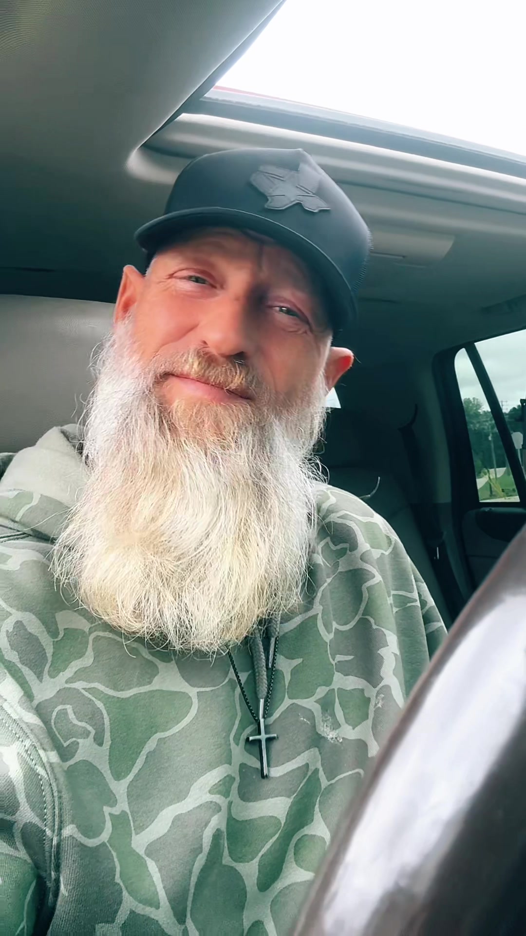 @bearded_bee