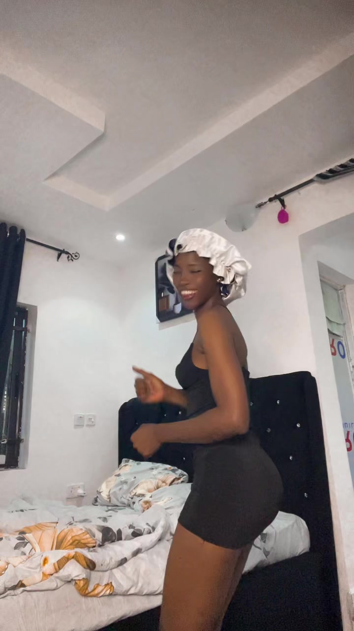 @petitesimbi
