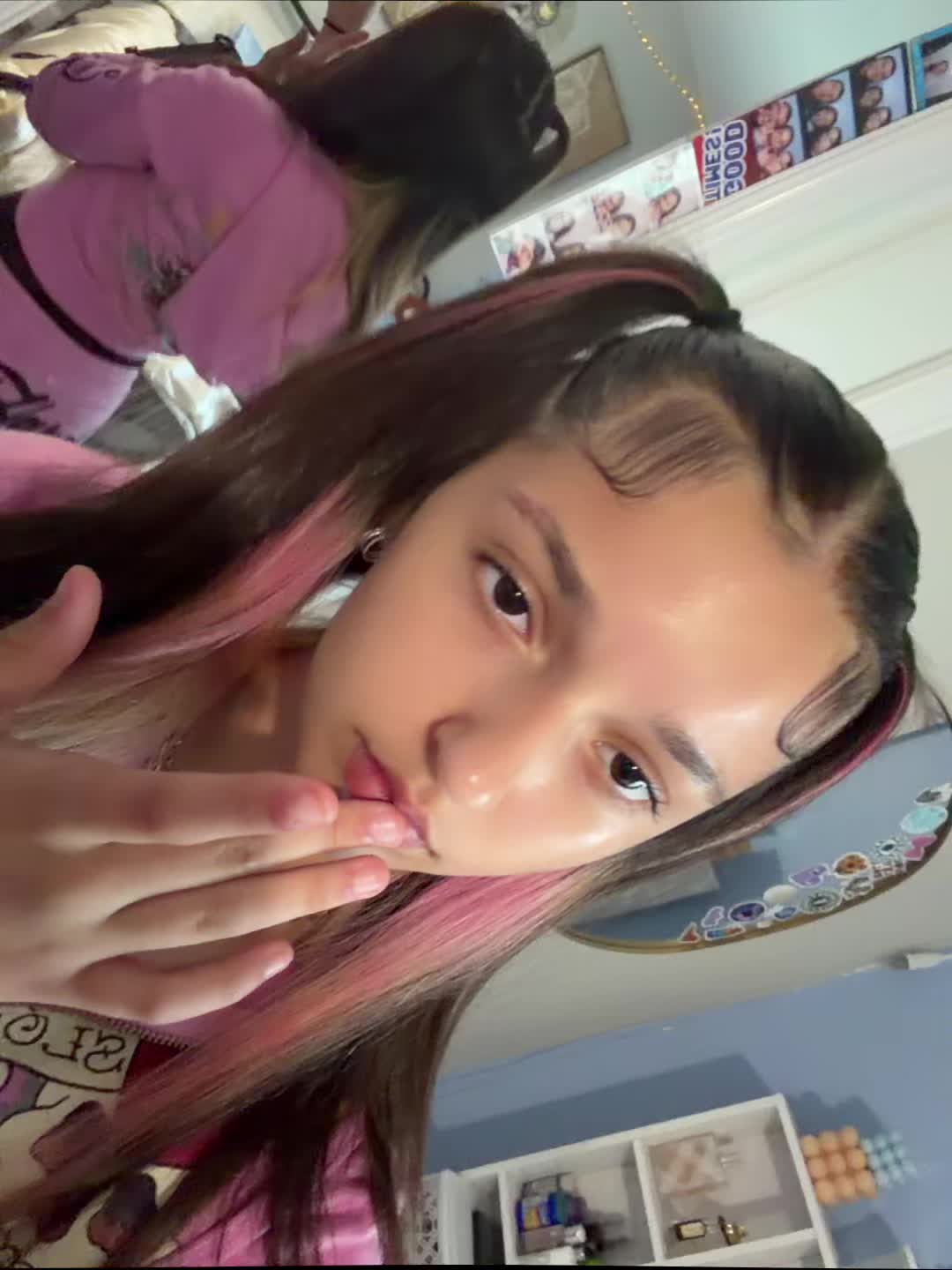 @alizabeth.👩❤️💋👩🫶🏽