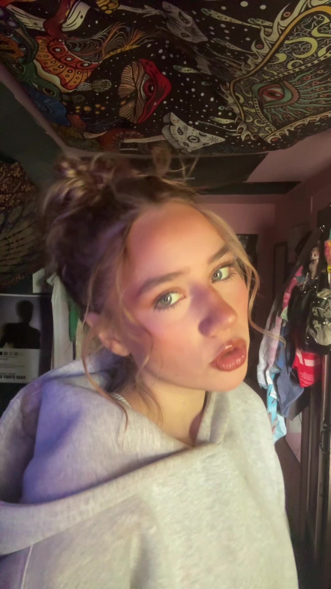 @￼