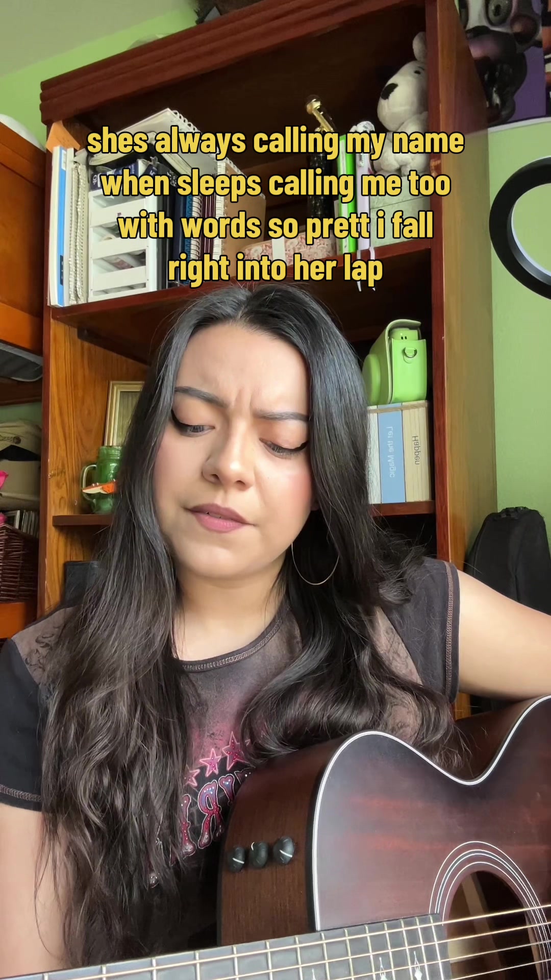 @Gelina | Singer-Songwriter