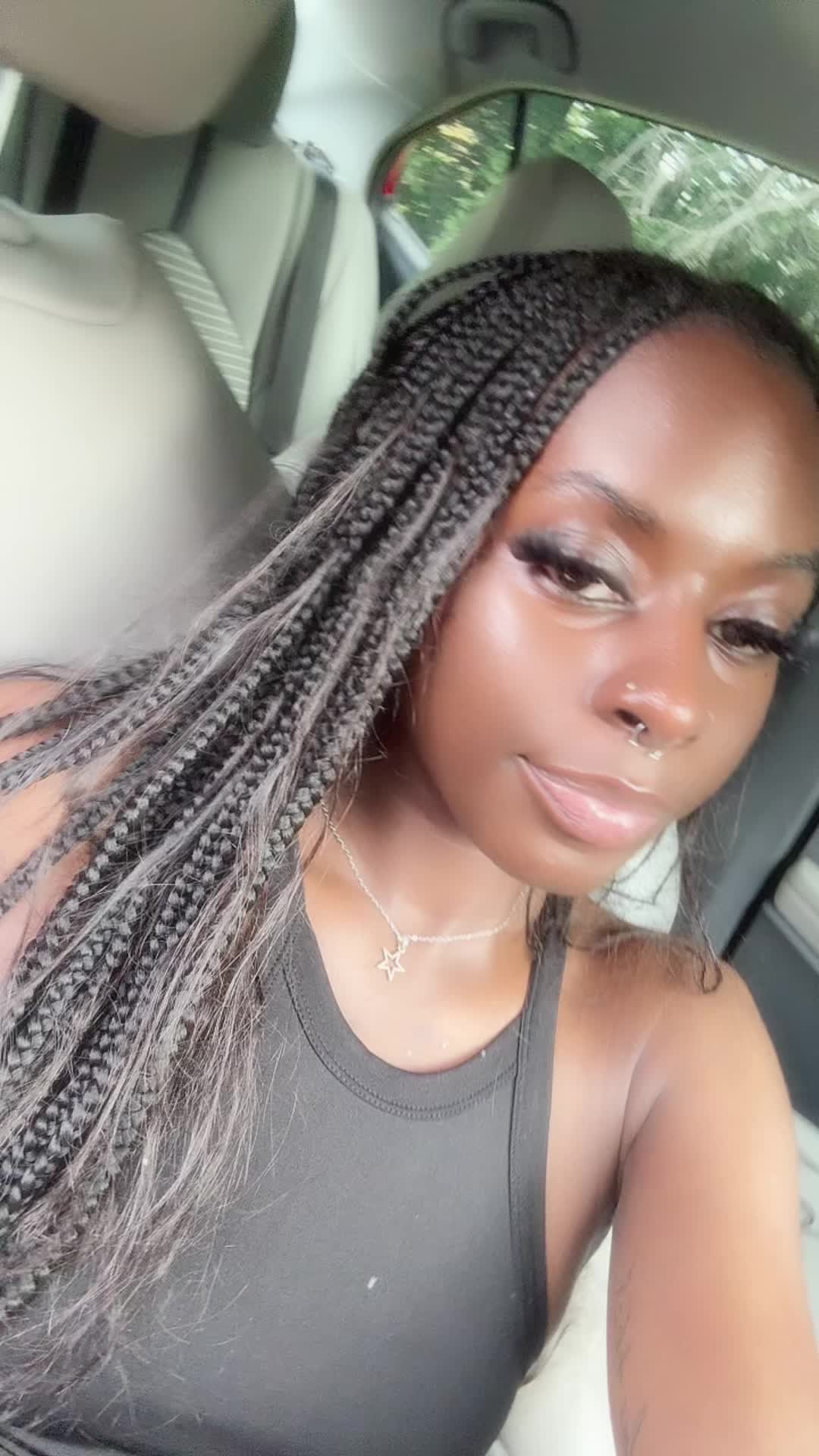 @nellee