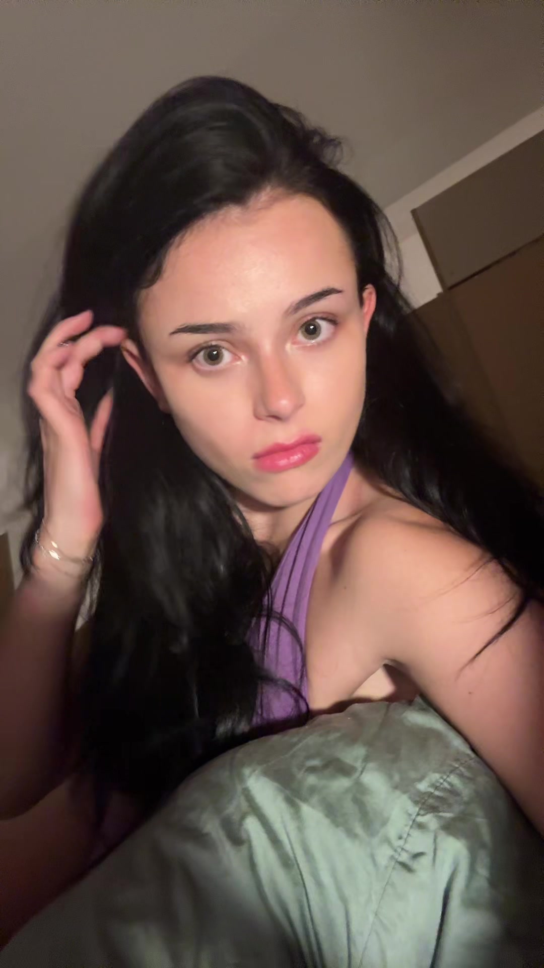 @bella.menser