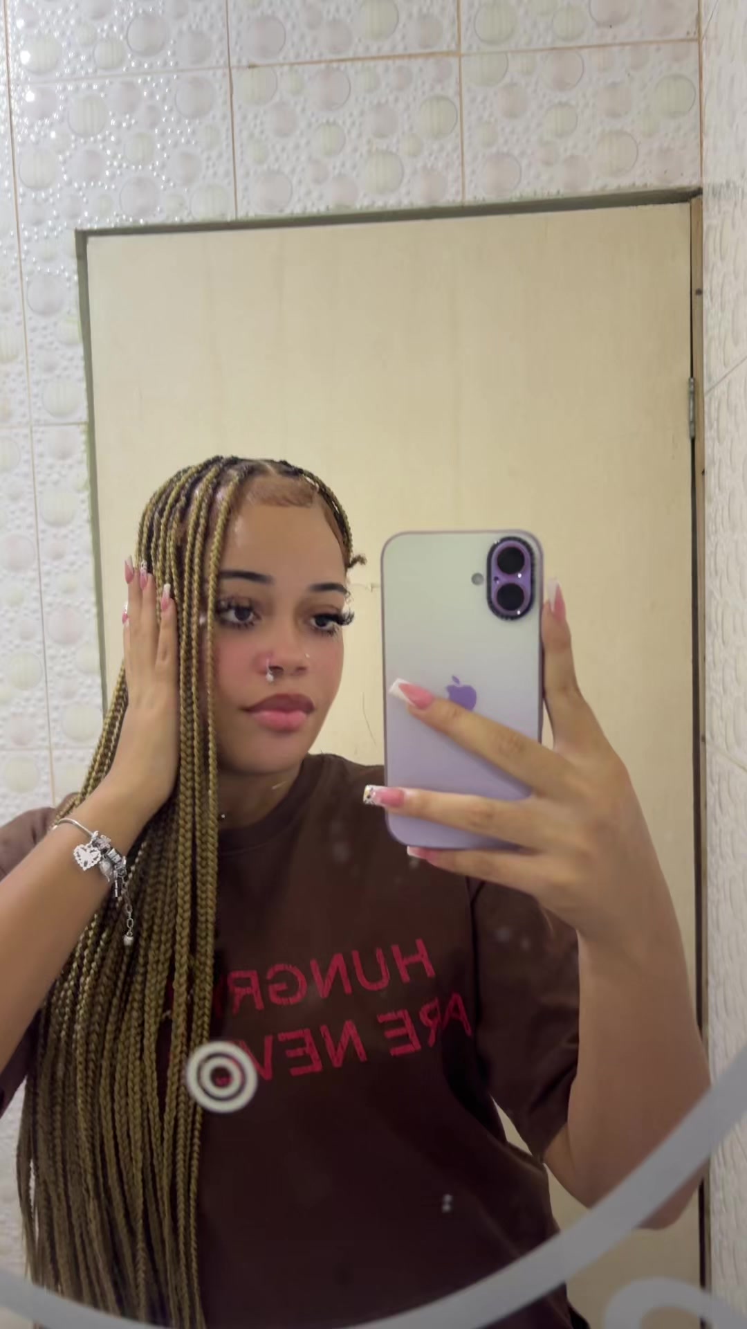 @🖤
