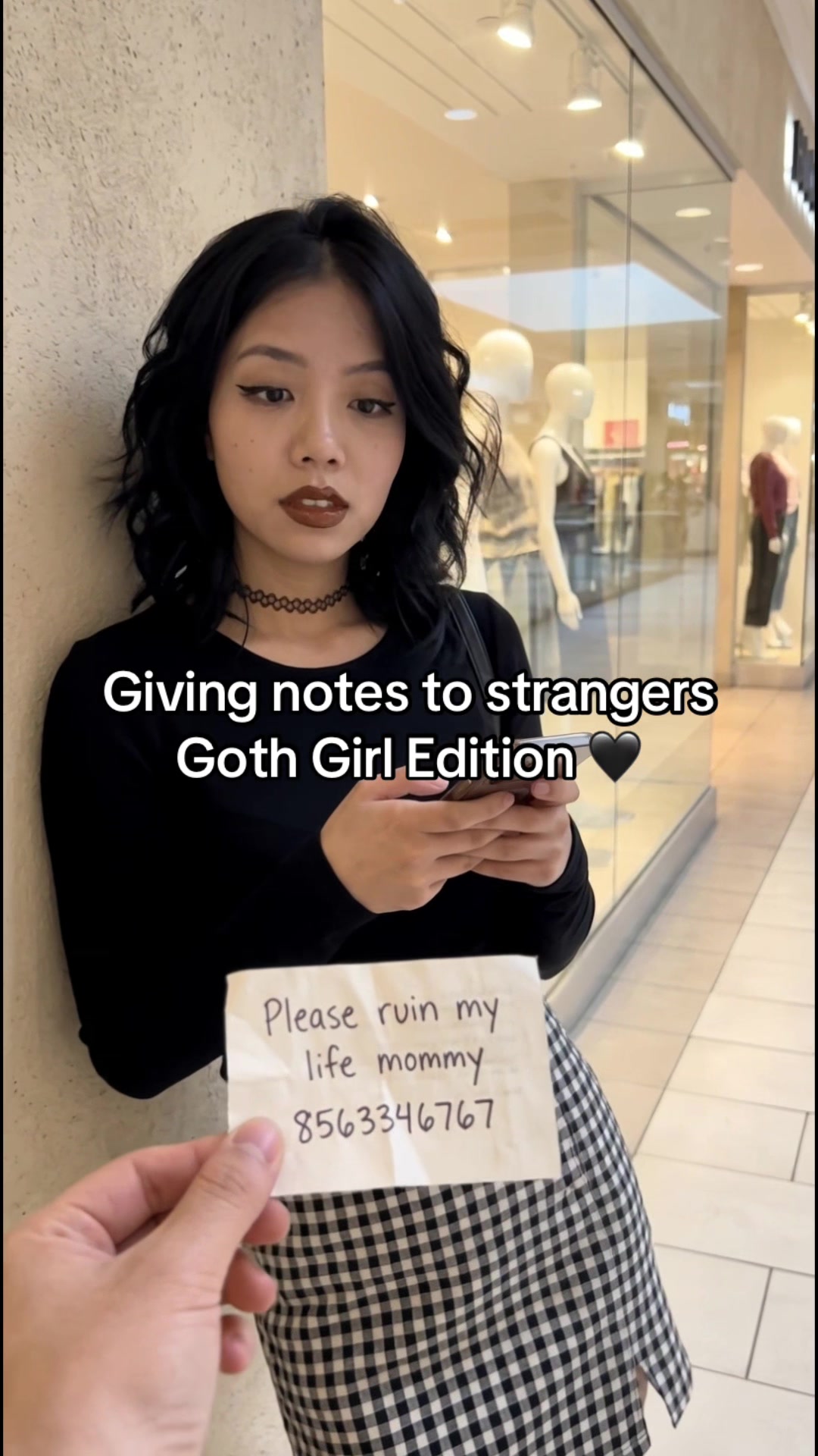 @user18383226576
