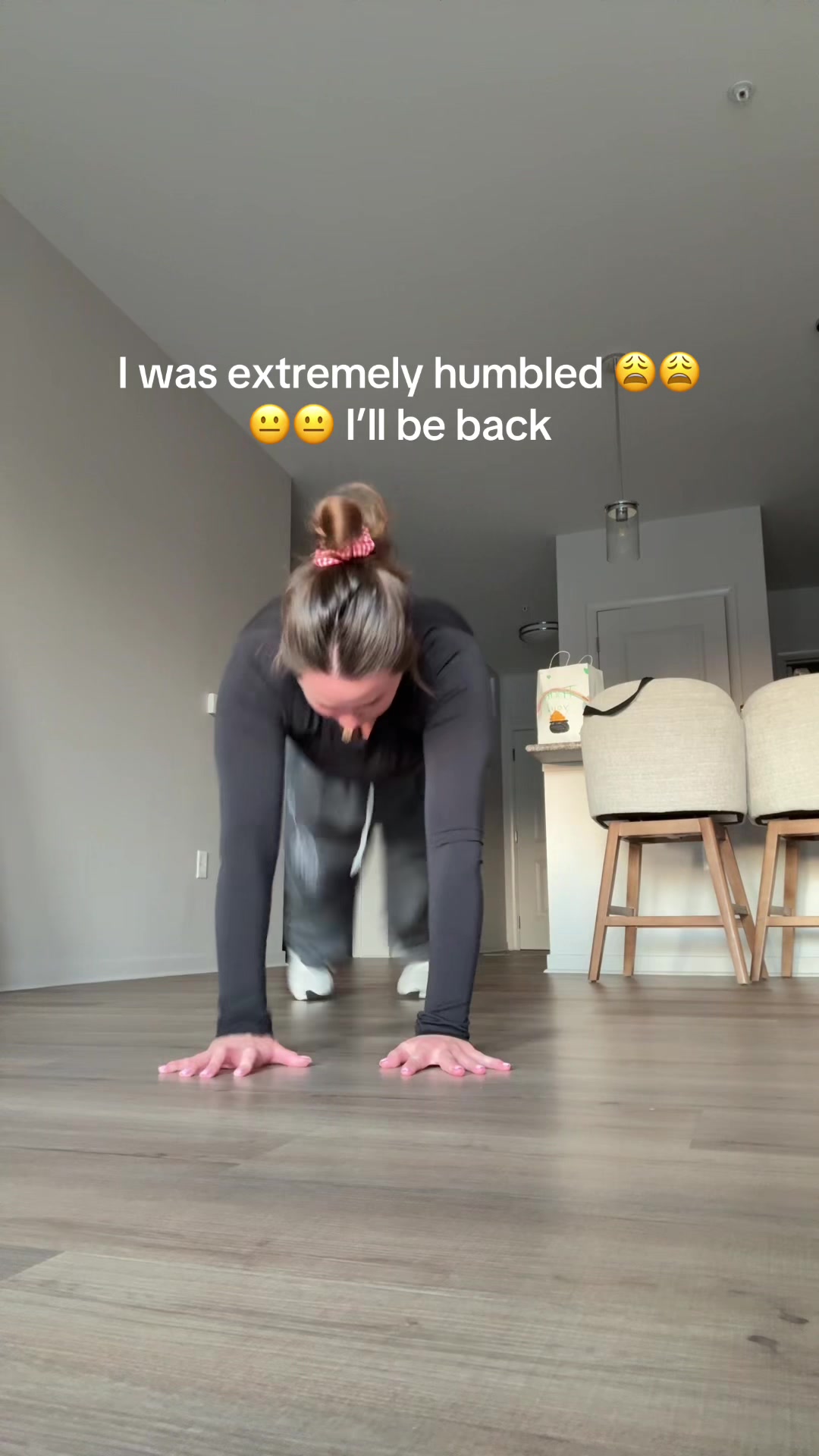 @chloehallllll