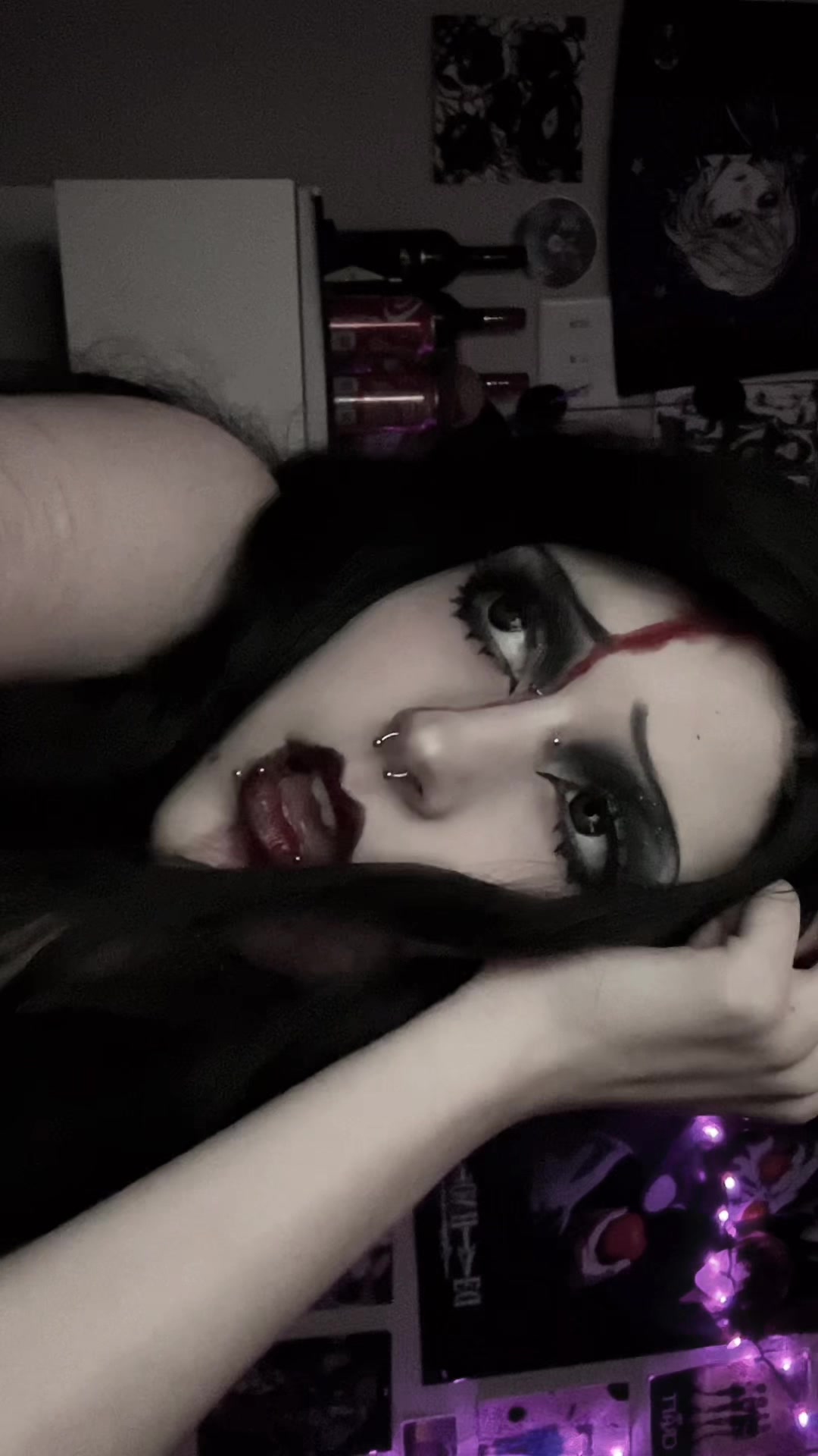 @𝙇𝙀𝙀🦇